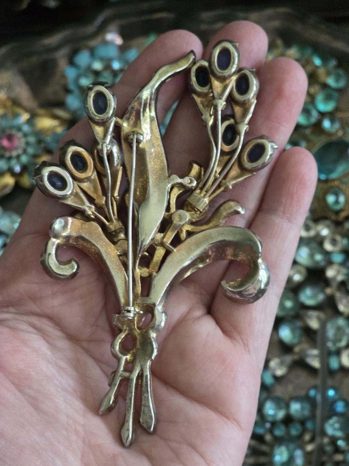 Deco Goldtone Spray Brooch