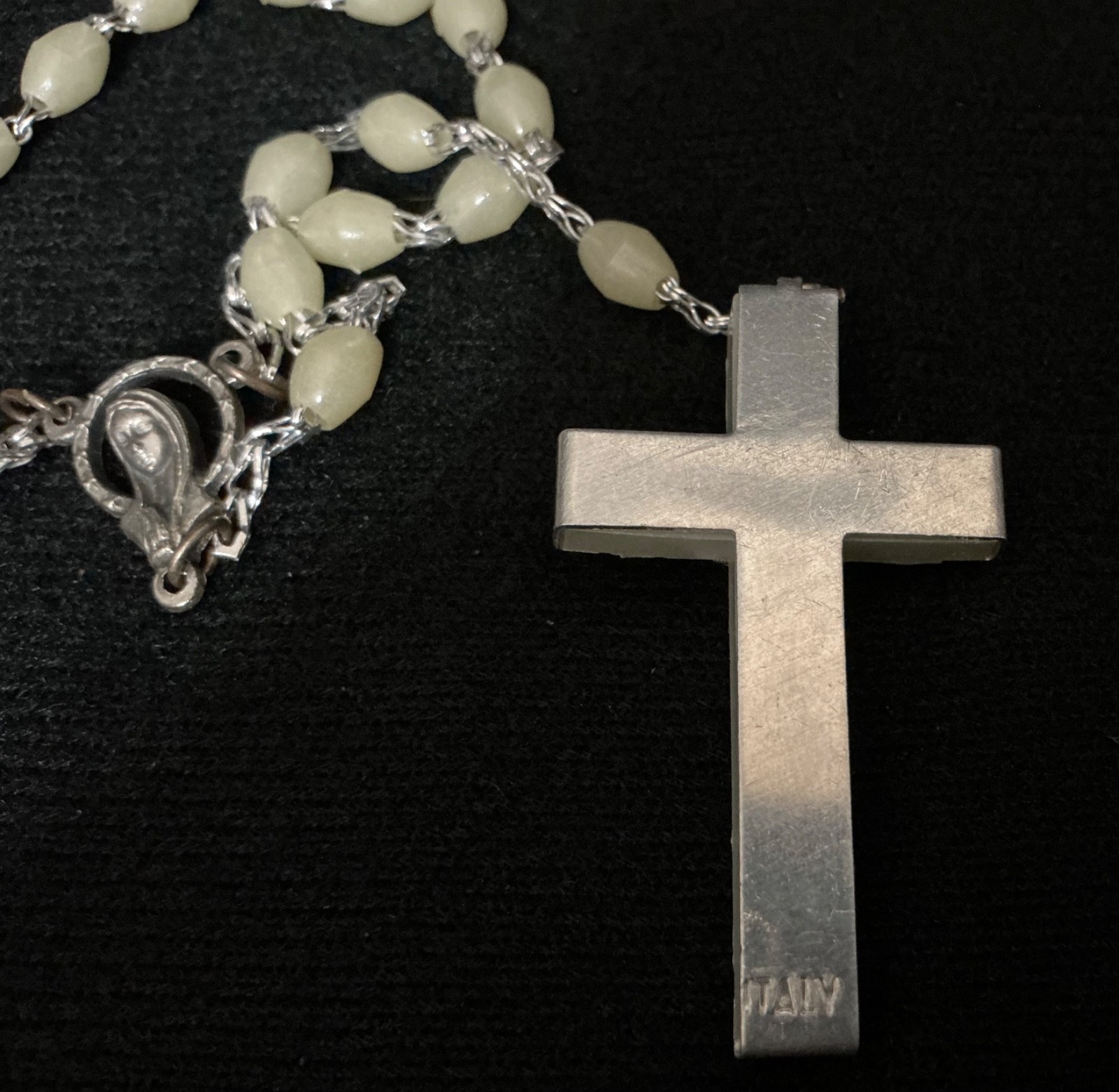 VINTAGE ITALIAN IVORY BEADED ROSARY WITH CRUCIFIX 26-9