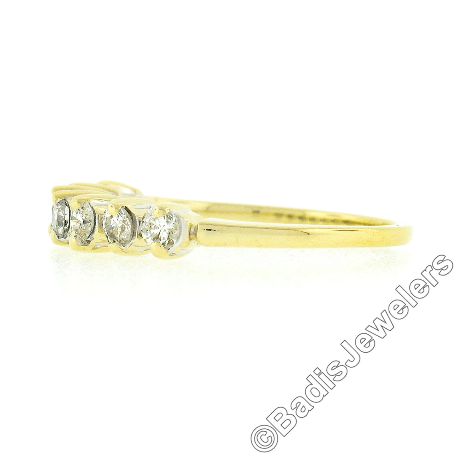 Vintage Classic 14k Yellow Gold 0.35ct Round Prong Set Diamond Wedding Band Ring