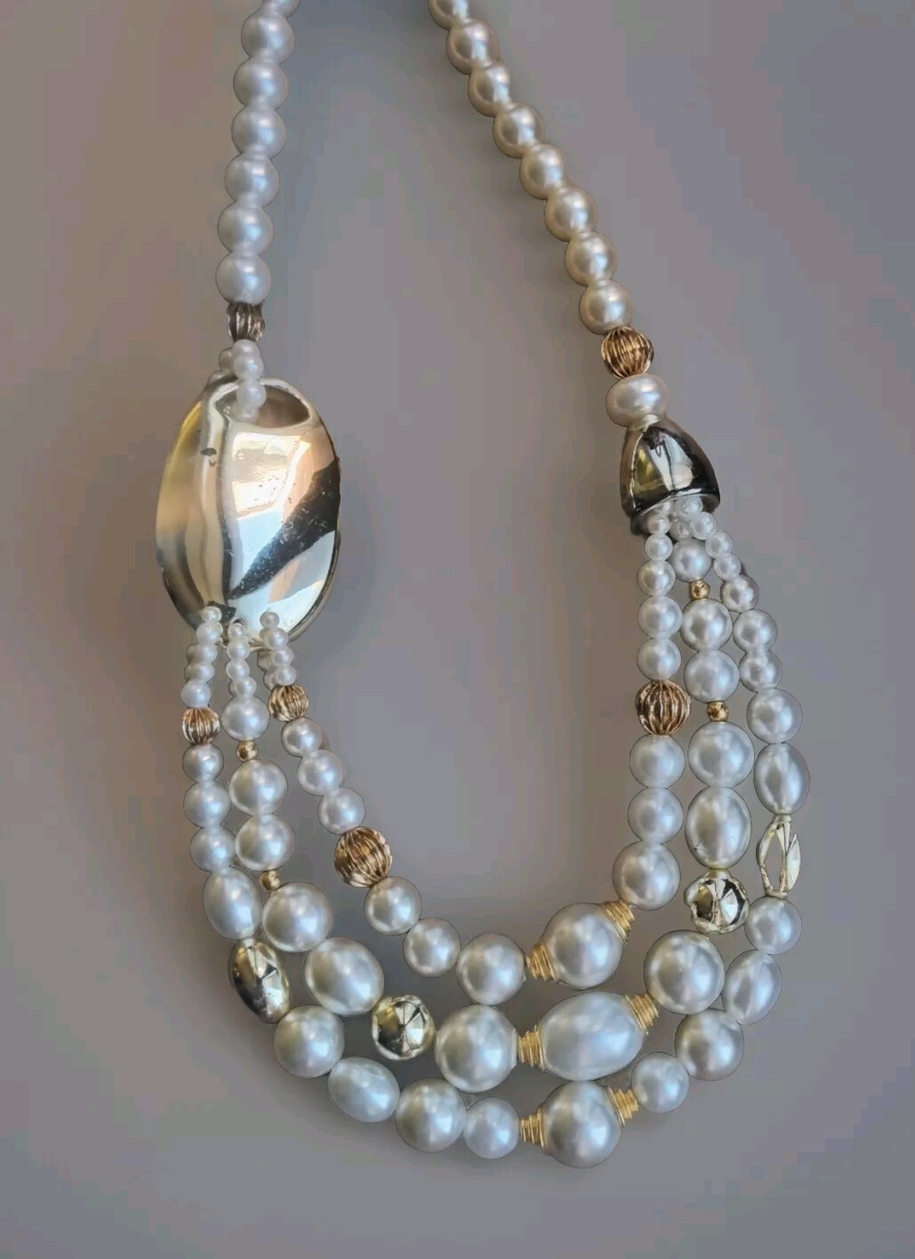 Gold Tone Metal & Faux Pearl Bib Necklace 16-20″ Unbranded See Description Below