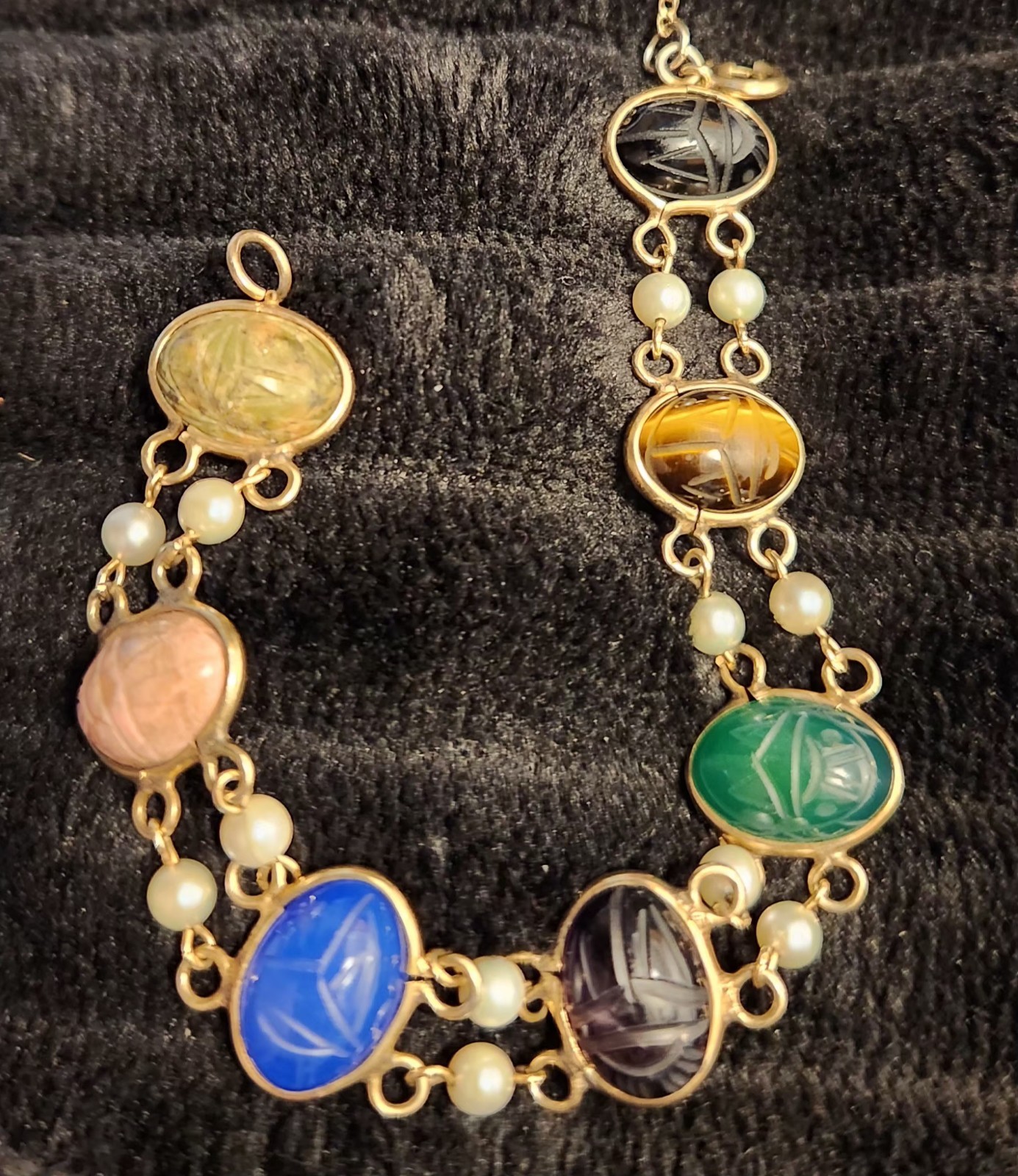 Vintage 12k GF Gold Filled bloodstone chalcedony Pearl Etc 7 Scarabs Bracelet 7â