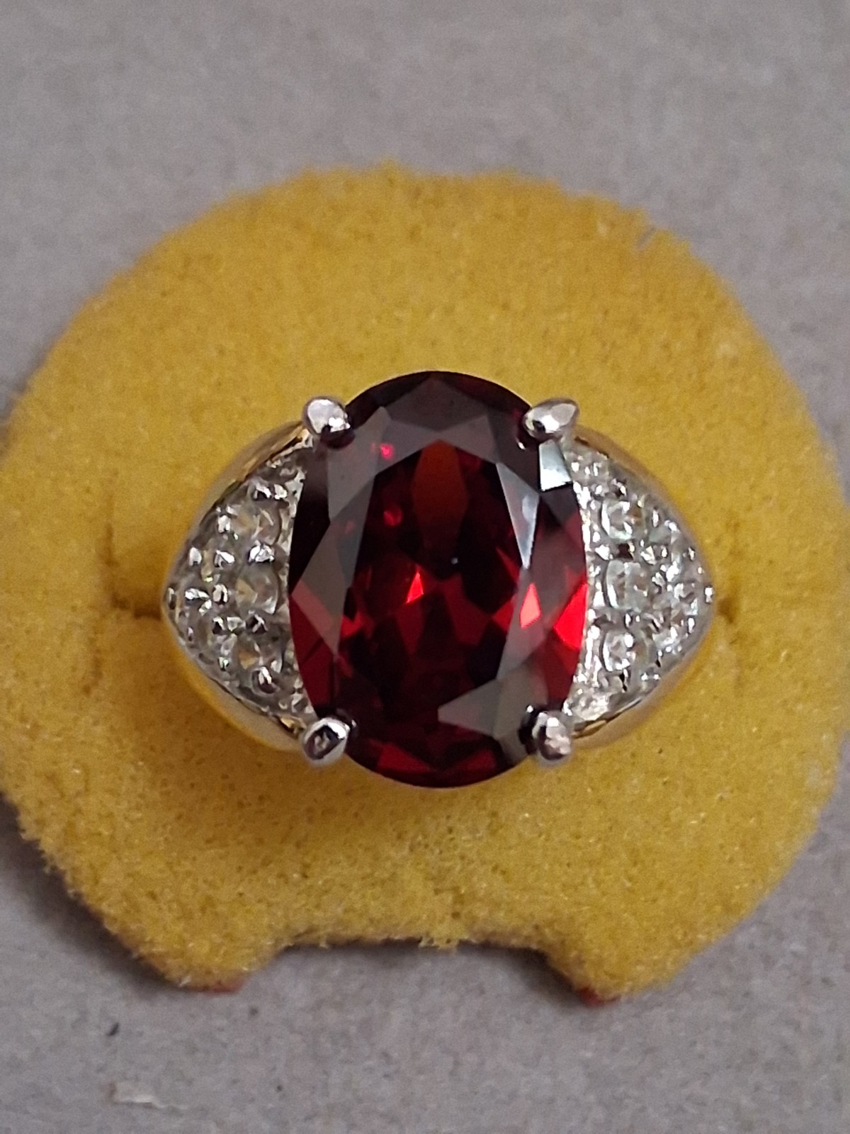 Deep red oval glass halo CZ accent ring, gold-tone, art deco style SZ 5.75