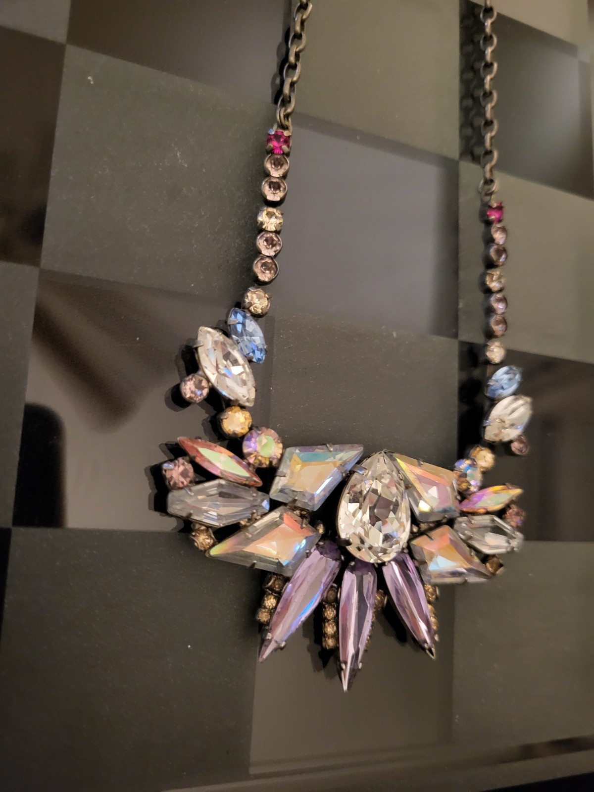 Vintage Sorrelli Iridescent Lavender Crystal Spiked Fringe Collar Necklace