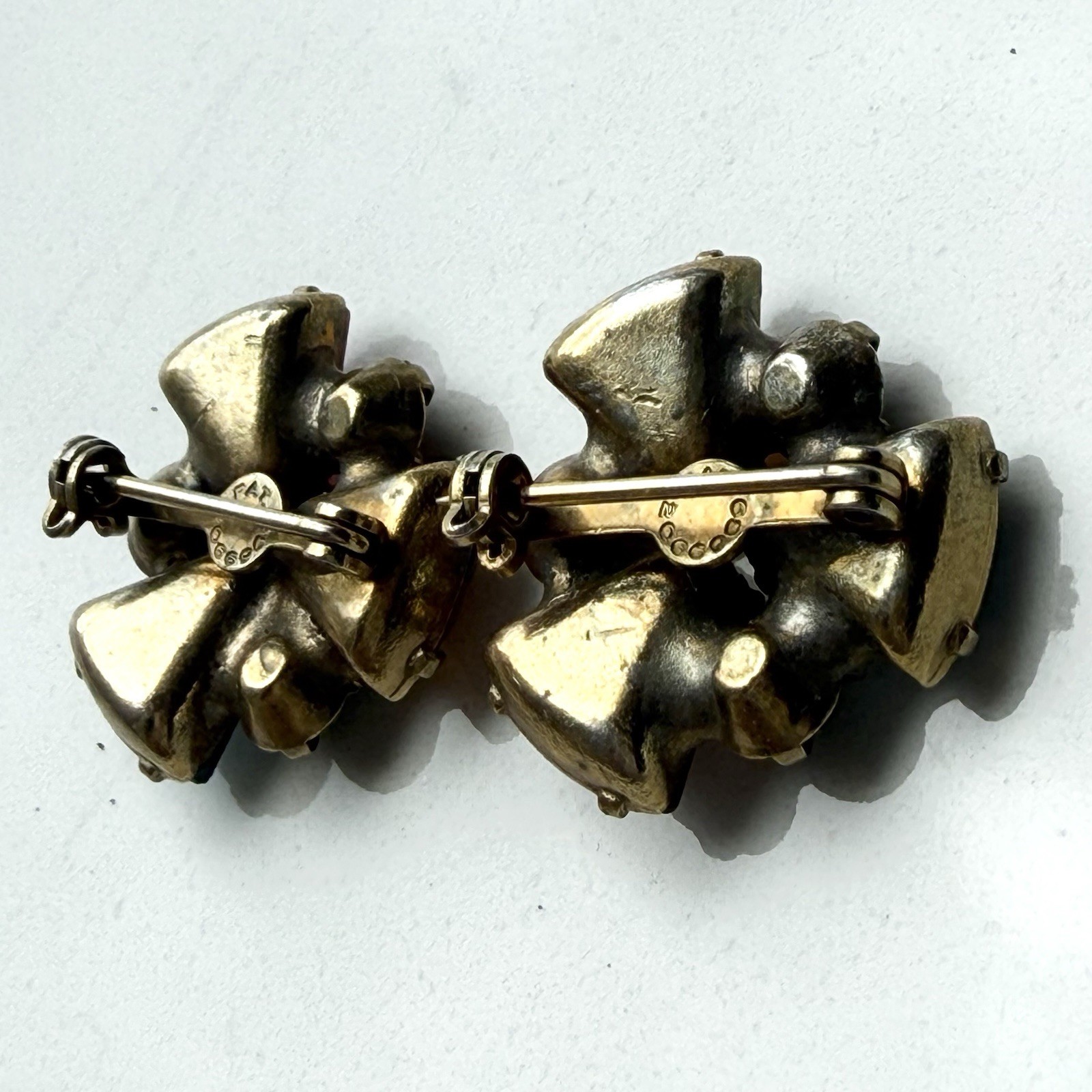 Vintage Rhinestone Scatter Collar Brooch / Pin Pair Multicolor Stones Gold Tone