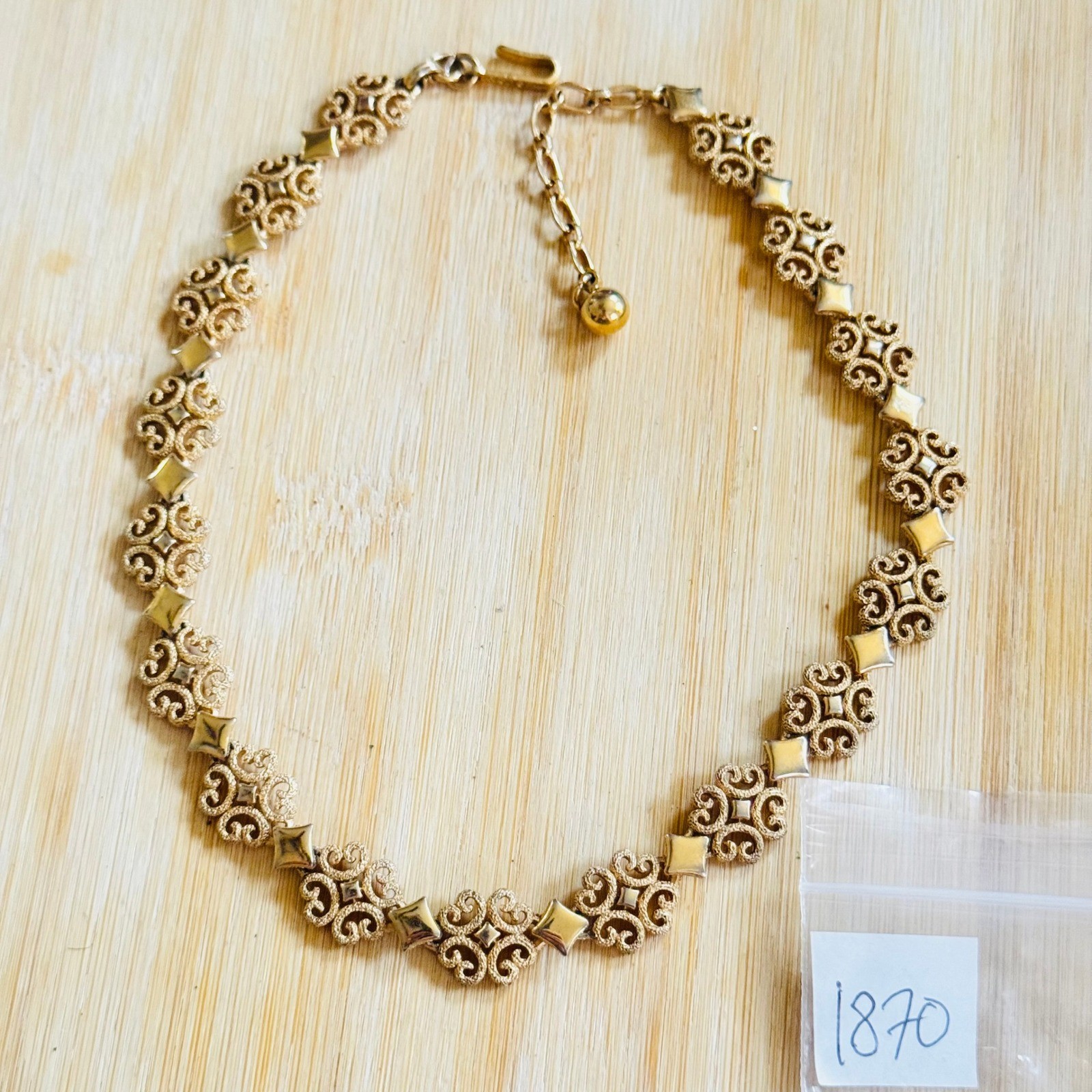 Vtg Avon 1971 Precious Pretenders Necklace regal Scroll link choker filigree 16″