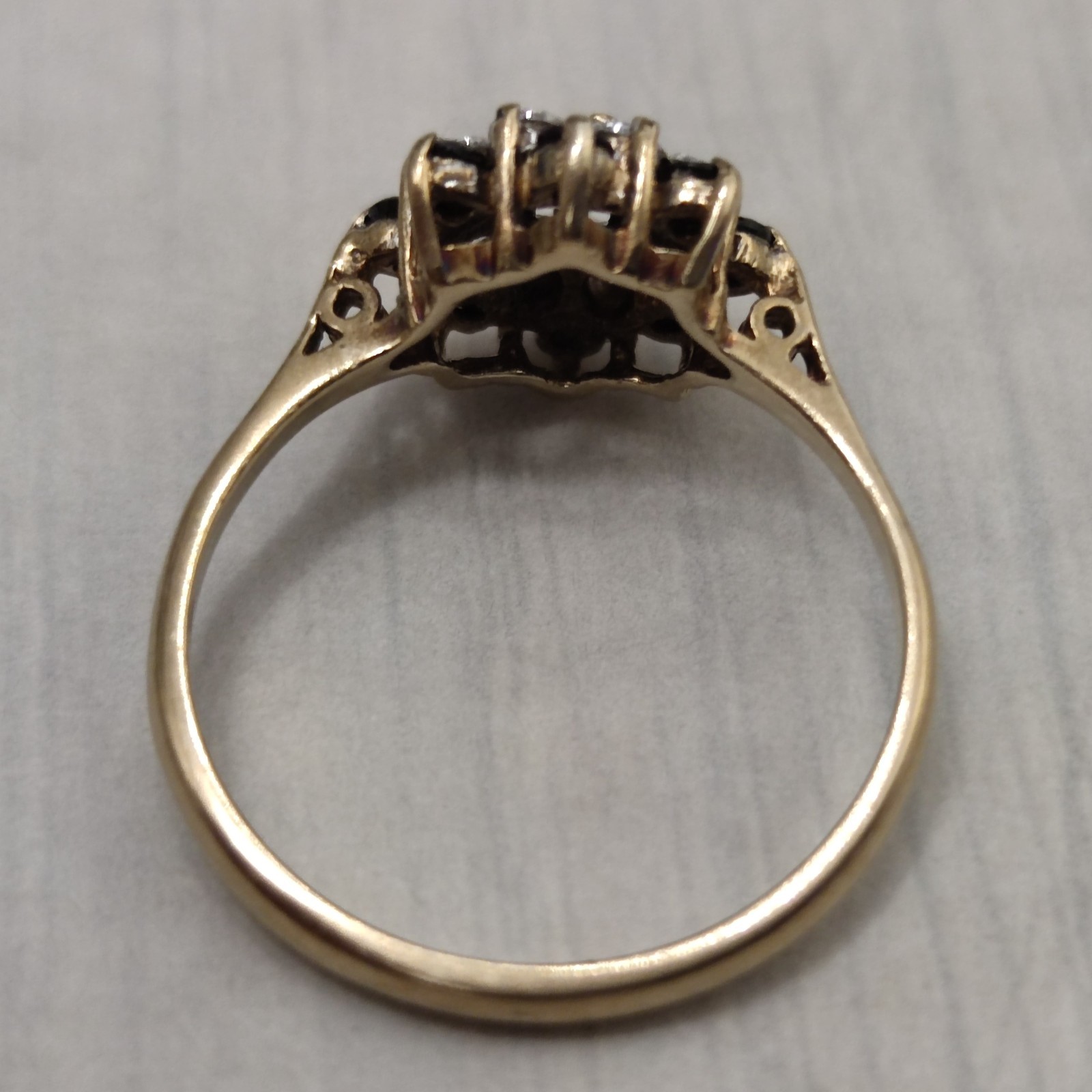 Vintage 9ct Gold Ring Sapphire Stones Solid Band Hallmarked Size P