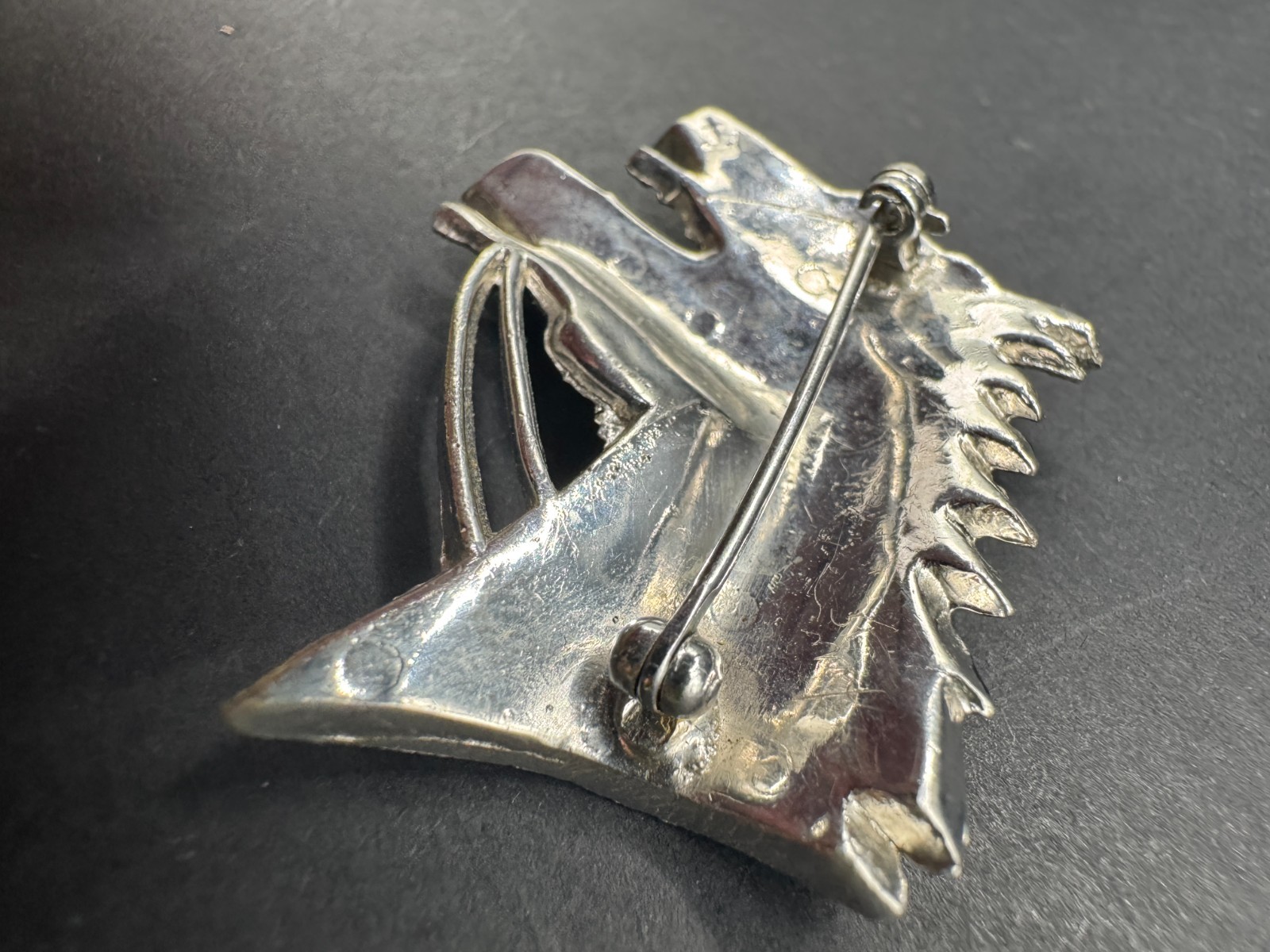 Doulble Horse Heads Equestrian Race Horse Rhinestone & Enamels (Missing Stones)