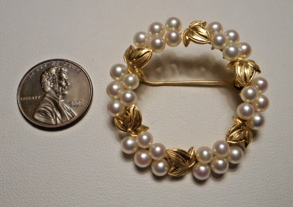 Early Signed K Mikimoto Tokyo 14K Gold Cultured Pearl Leafy Circle Brooch 10.4g