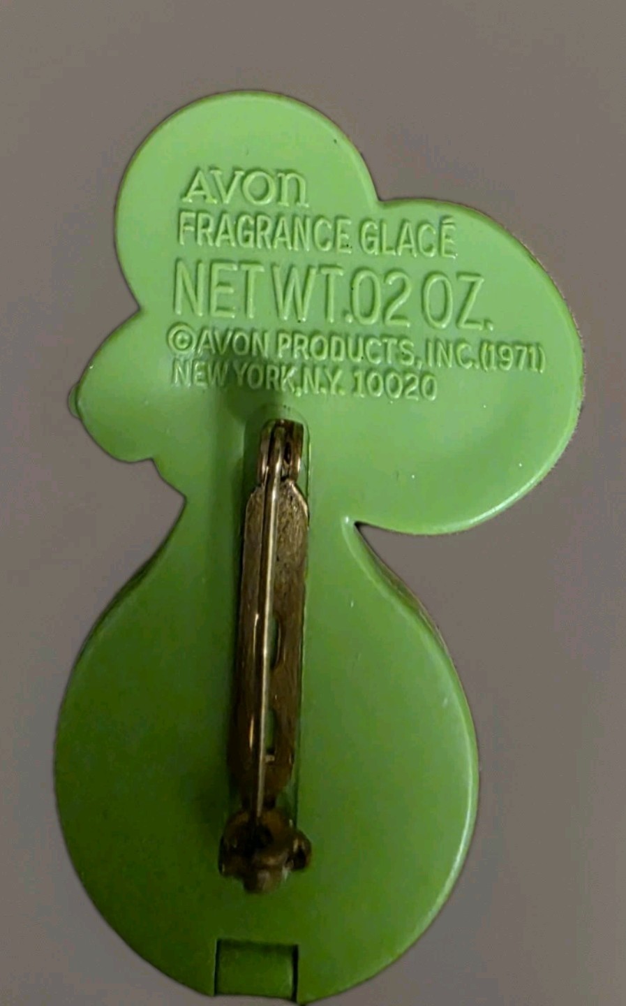 Vintage 1971 Avon Green Mouse Fragrance Glace’ Pin Pal Very Good Condition