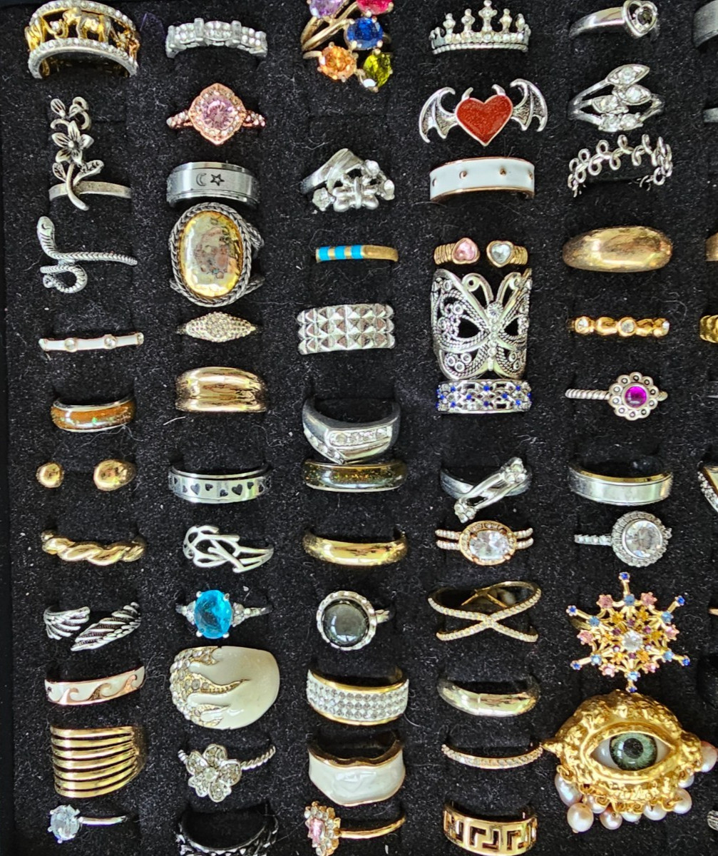 HUGE Vintage & Modern 392 Piece Ring Lot – Perfect for selling individually!