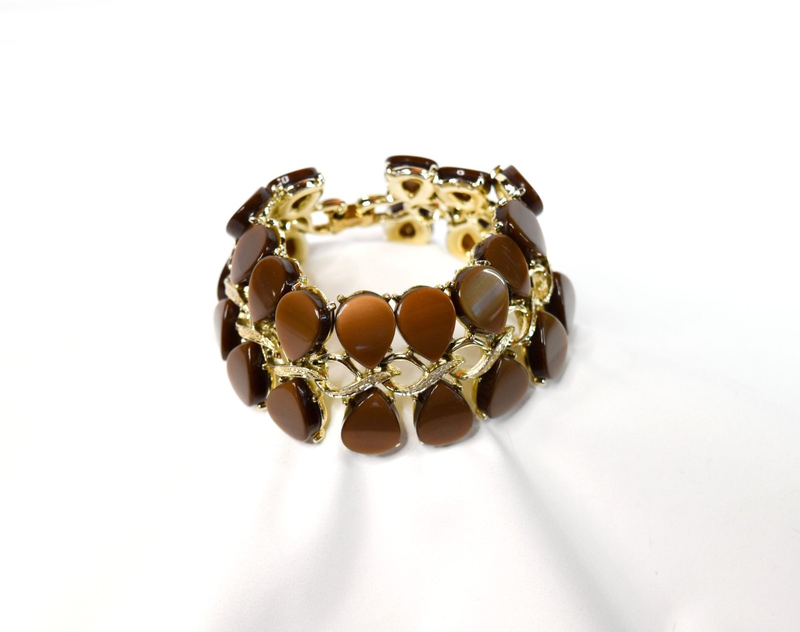 Vintage CORO Caramel Brown Thermo Lucite Bracelet and Earring Set