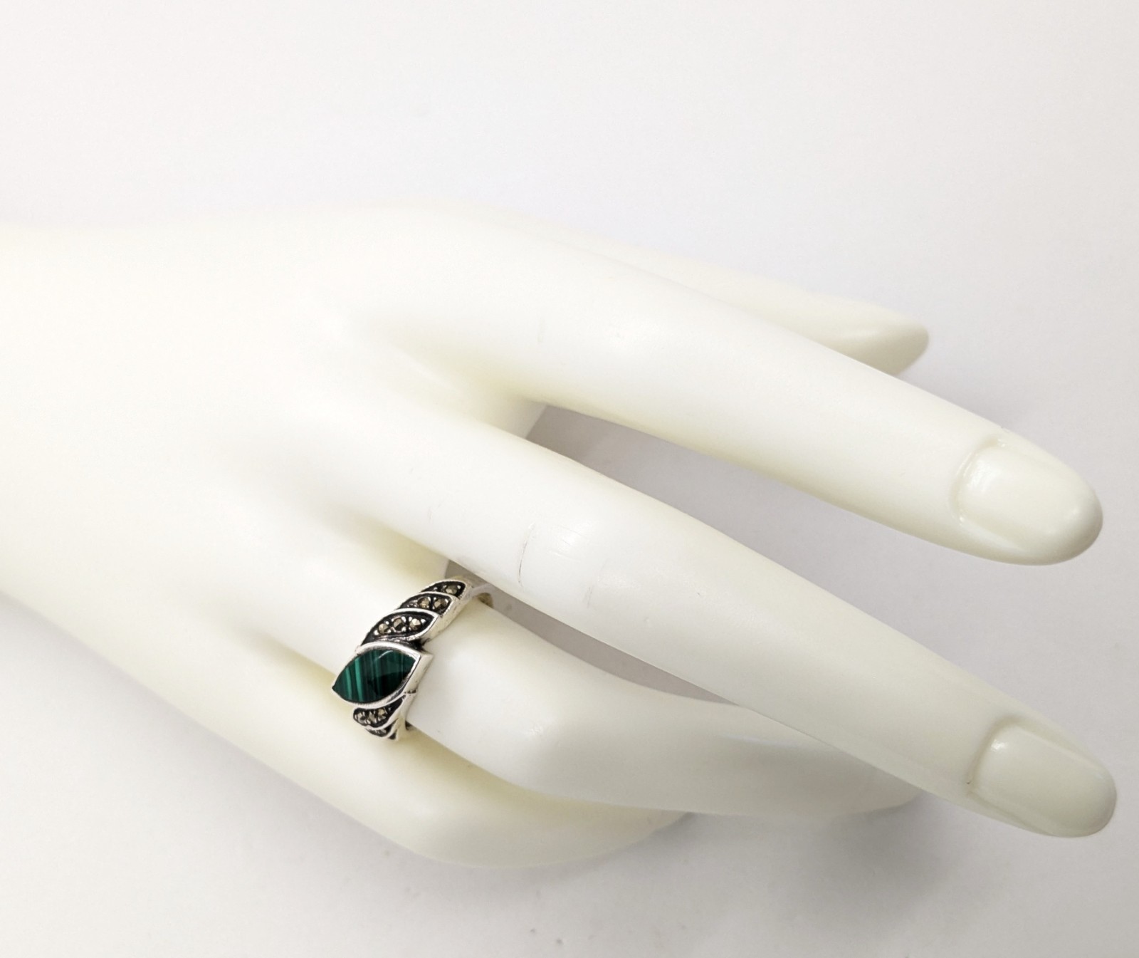 Vintage Elegant RING Silver 925 with Malachite stone -size: 7.25US (17.5mm)| #30