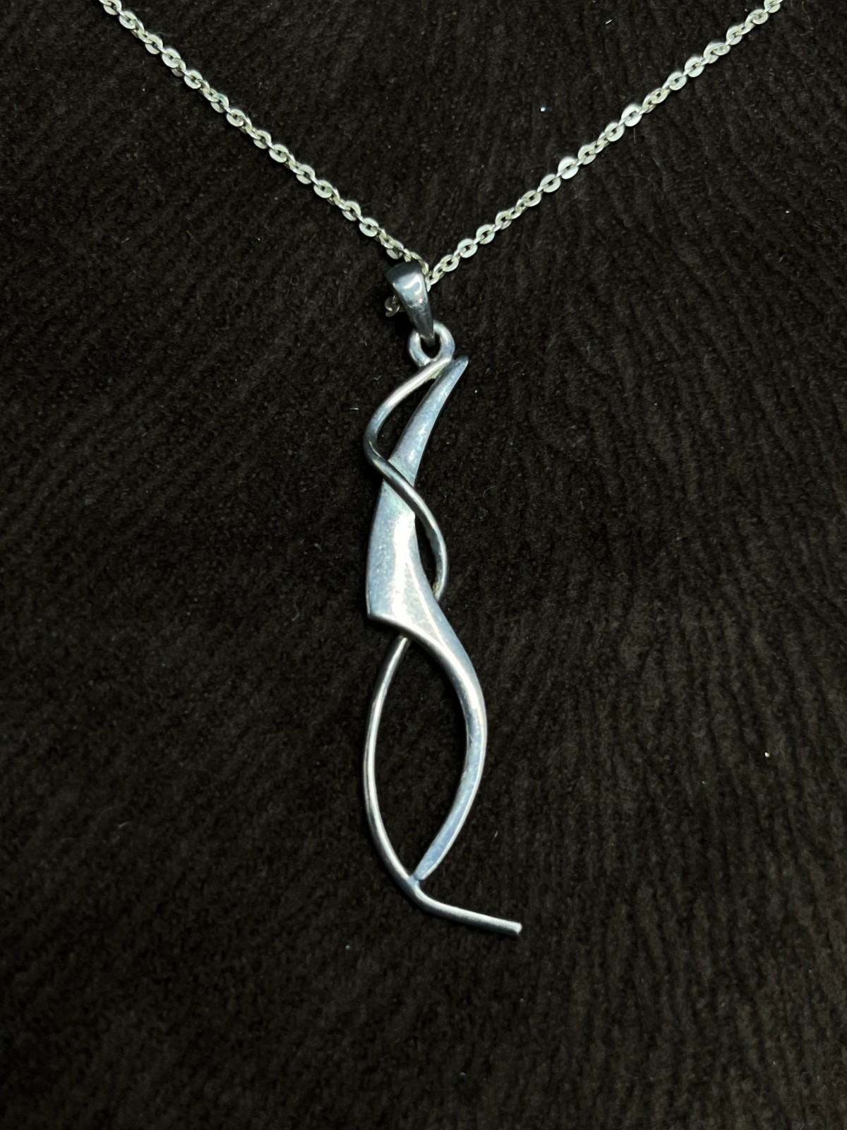 Vintage Sterling Silver Art Nouveau Inspired Pendant Necklace 925