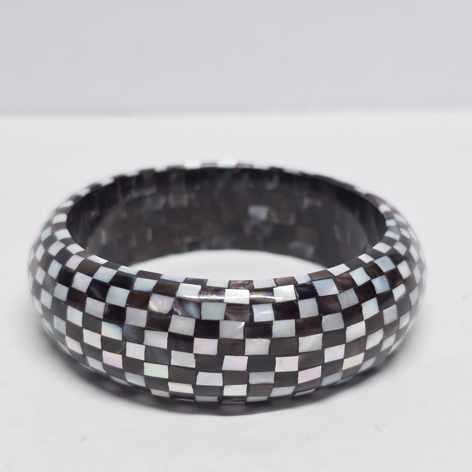 Vintage Mother of pearl Checkered Mosaic Marquetry Bangle Bracelet White & Brown