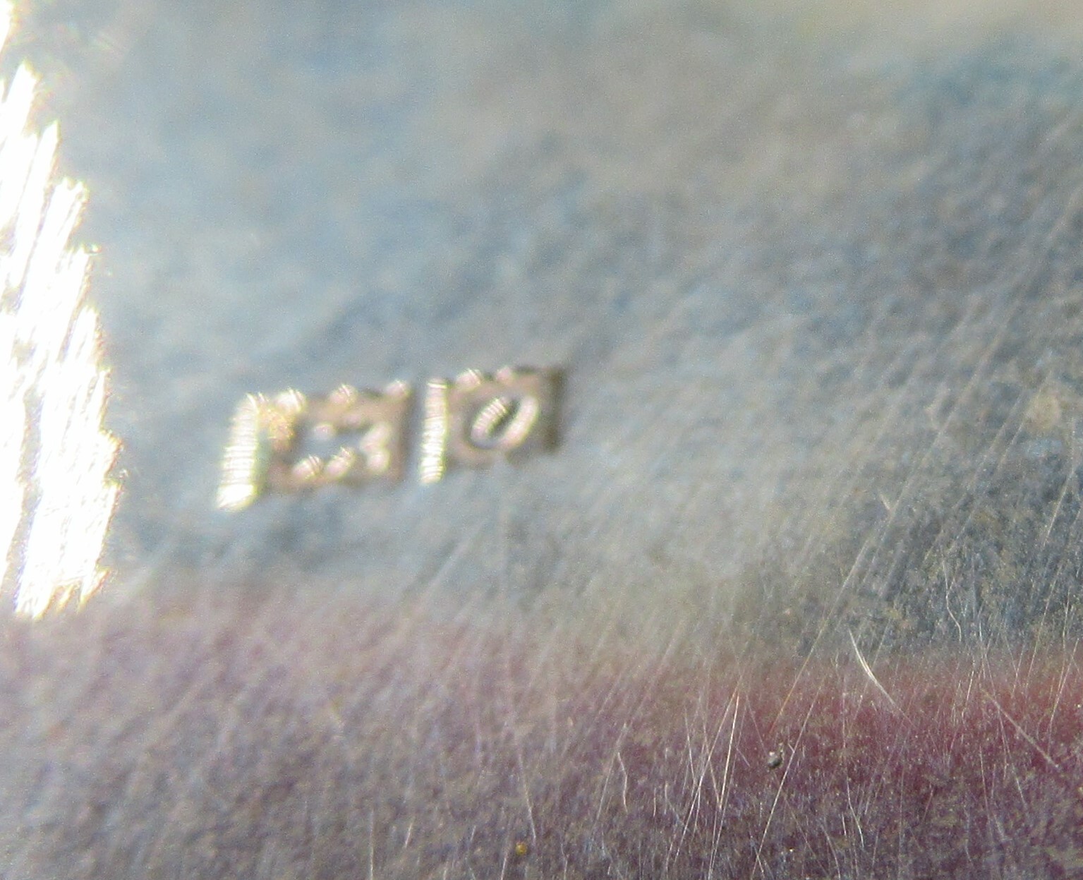 BIRMINGHAM England 1963 Silver Etched Leaf Design Hinged Vintage Bracelet