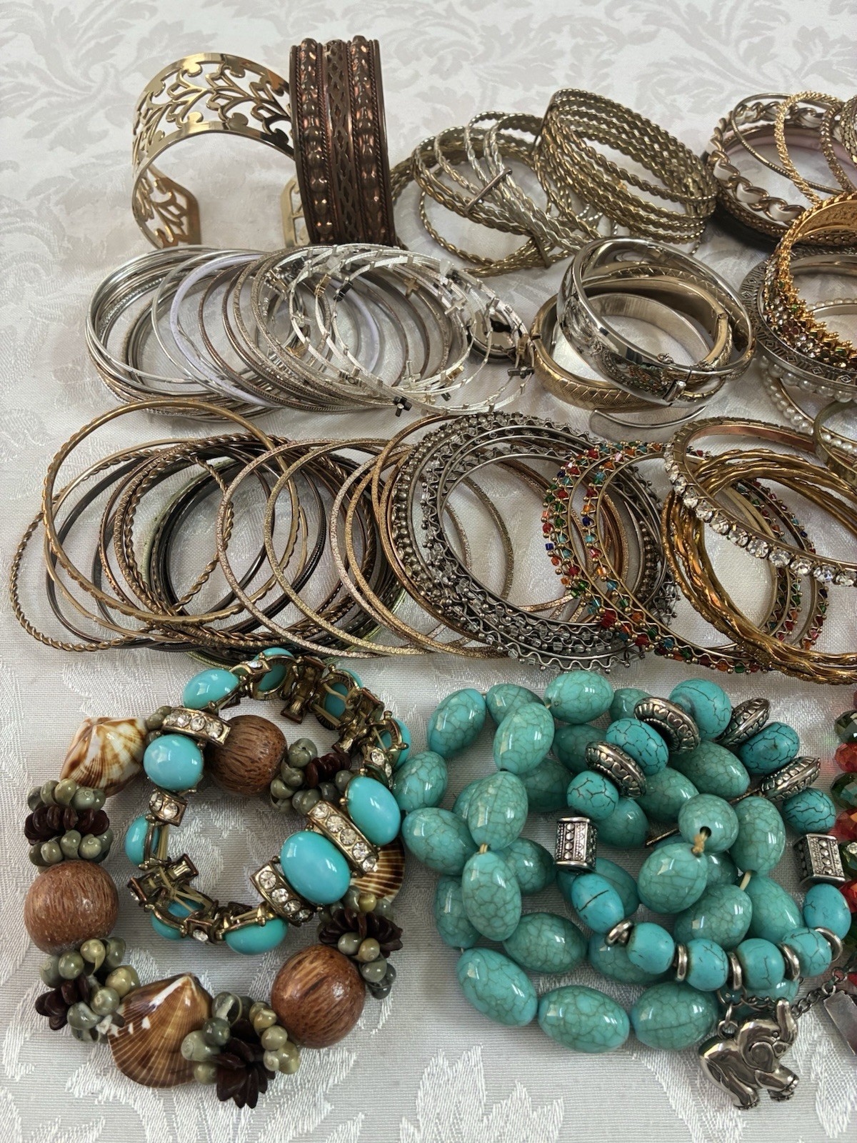 Huge Vintage Bracelet Jewelry Lot 2.10 lb Beaded Bangle Charm Stretch Variety