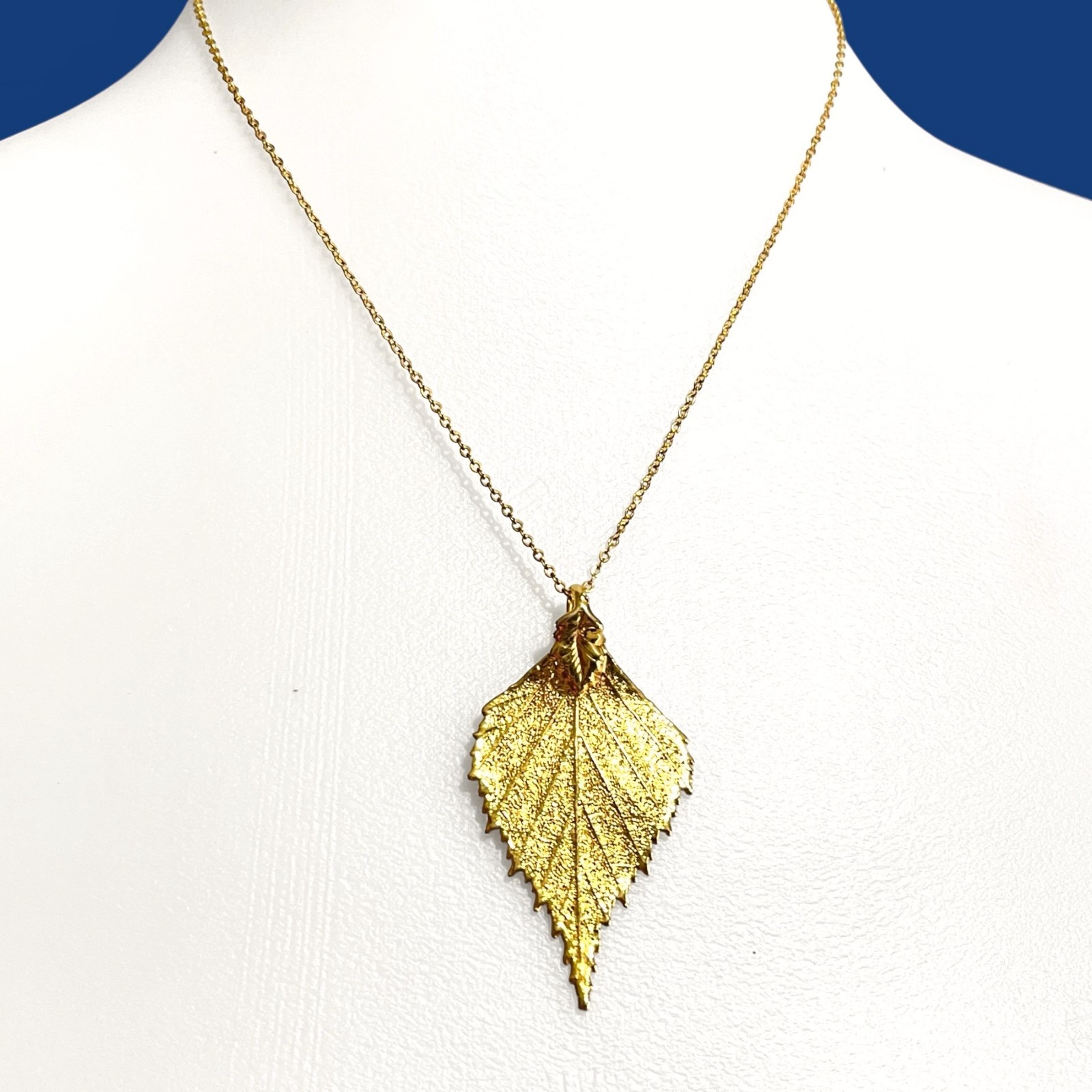 VTG Real Leaf Pendant Necklace Gold Tone Metal Dipped 18″ Chain Hippie Nature