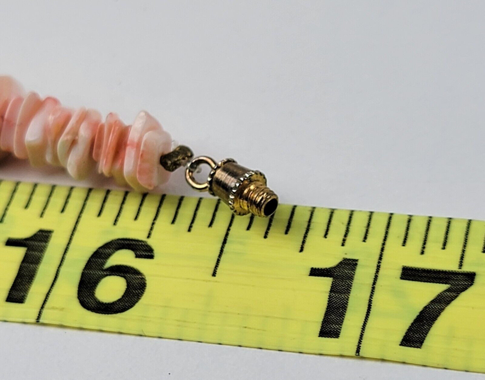 Vintage Pink And White Puka Shell Necklace 16.5 In Barrel Clasp Hawaiian Surfer