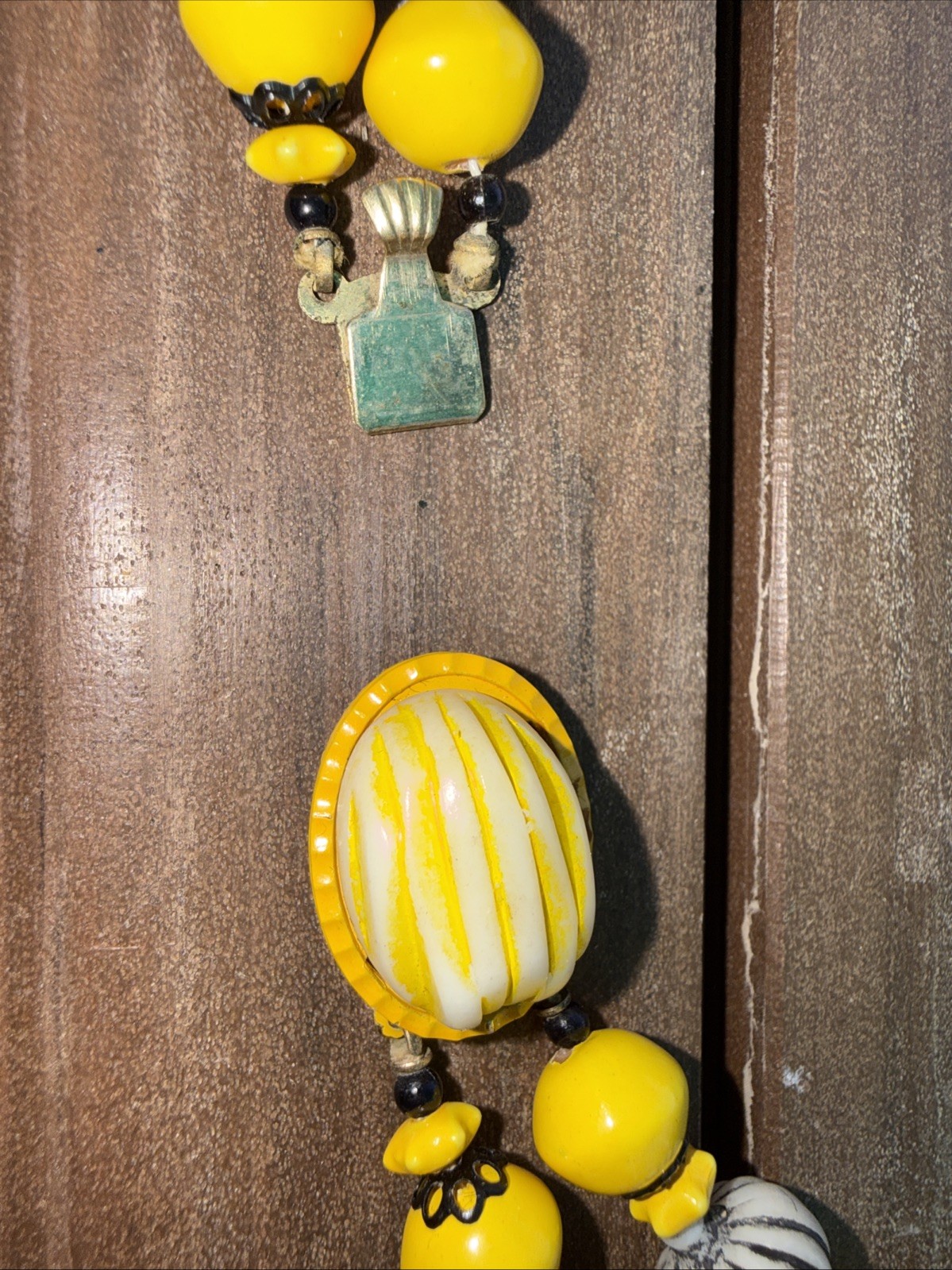 Vintage Made in Hong Kong Yellow Black White 2 Strand Beaded Necklace 19″