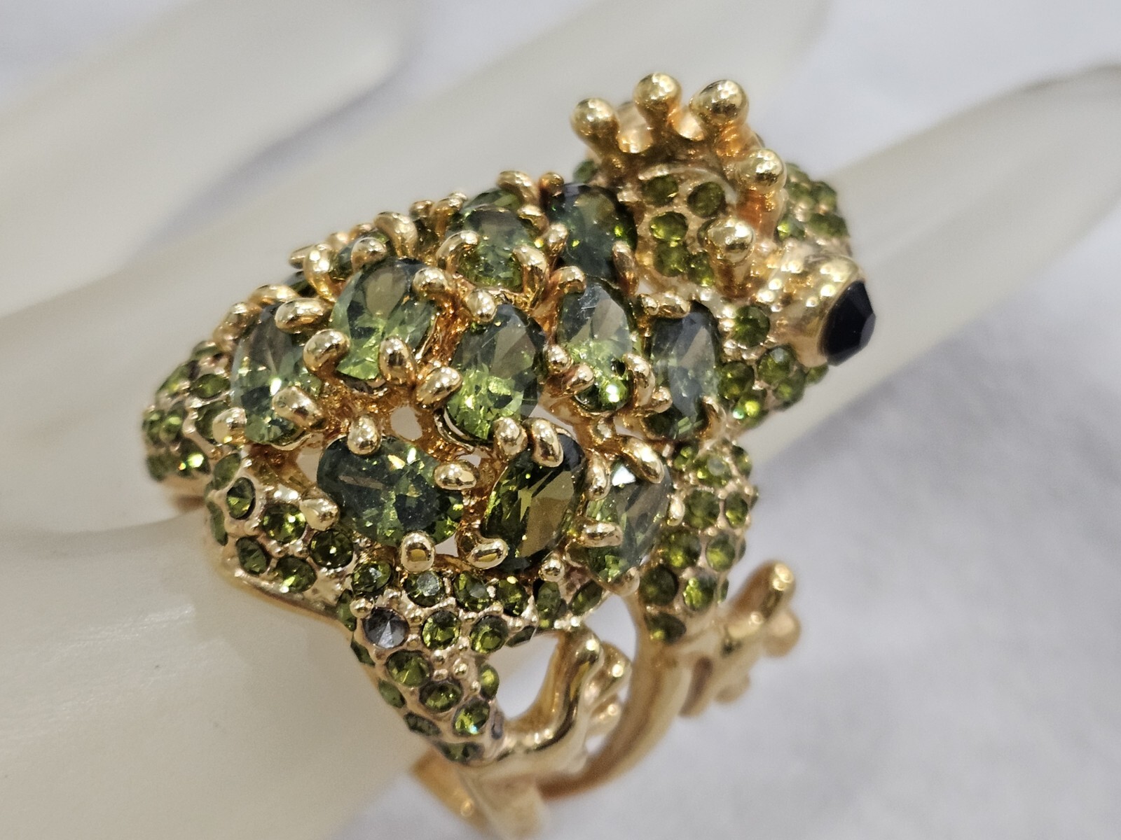 Real Collectibles By Adrienne Whimsical gold tone green crystal frog Signed PJM.