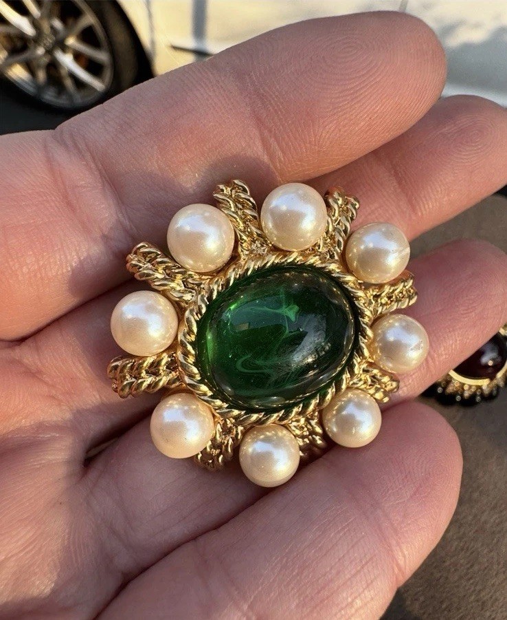Vintage NOS Ciner Ruby, Emerald & Blue Gripoix Glass Cabochon & Pearl Earrings!