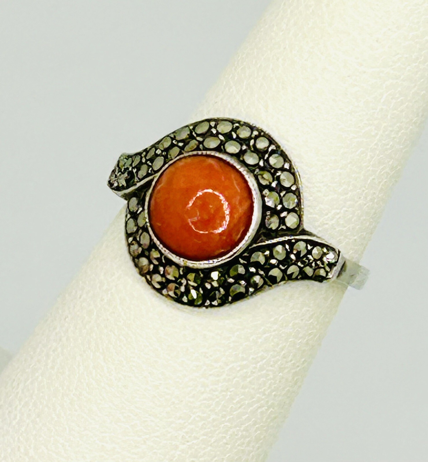 Vintage Sterling Silver Cabochon Coral & Marcasite Ring Sz 5.5