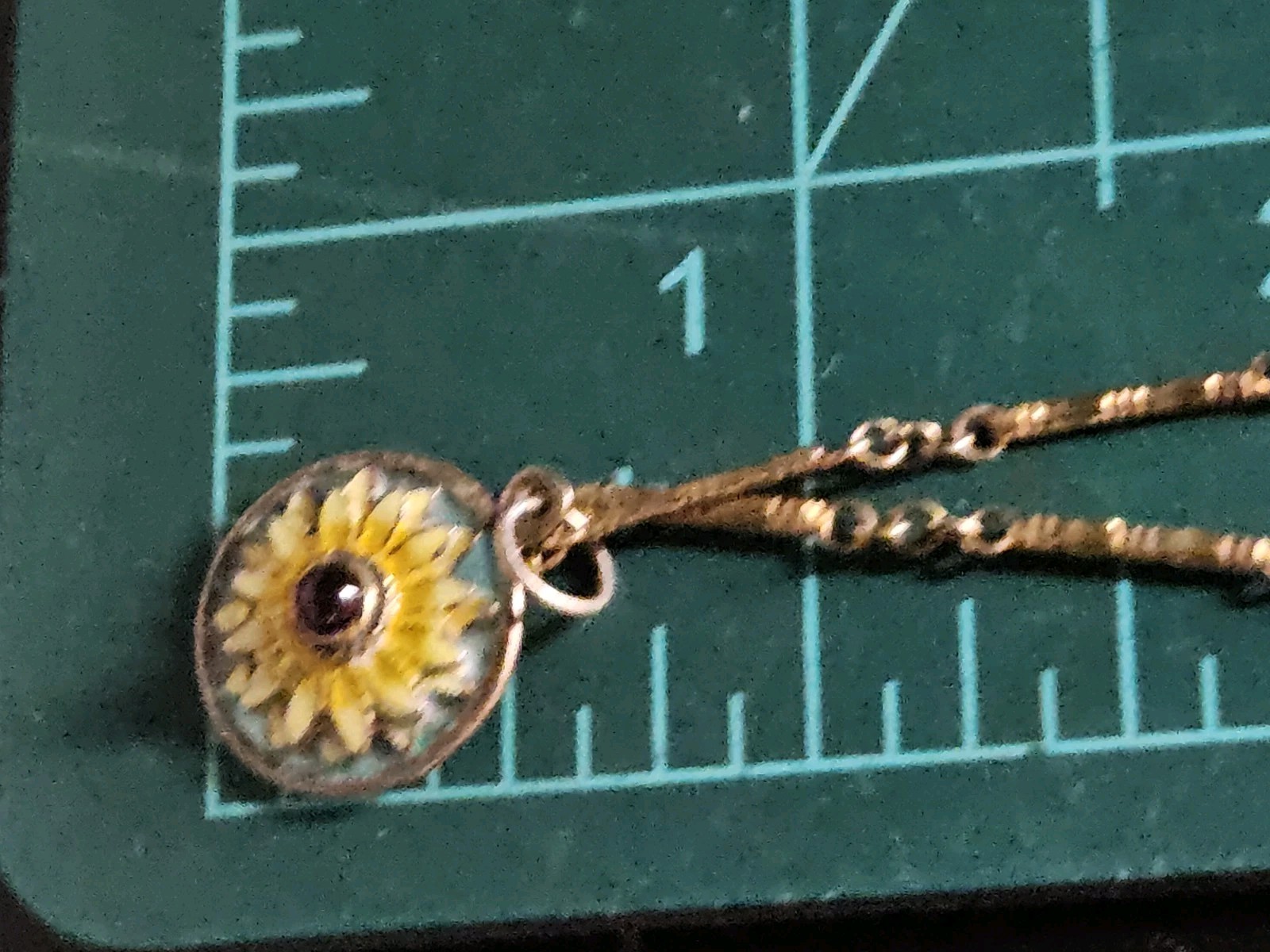 Vintage Sterling Silver Gold Finish Enamel Sunflower Garnet Pendant Necklace 20″
