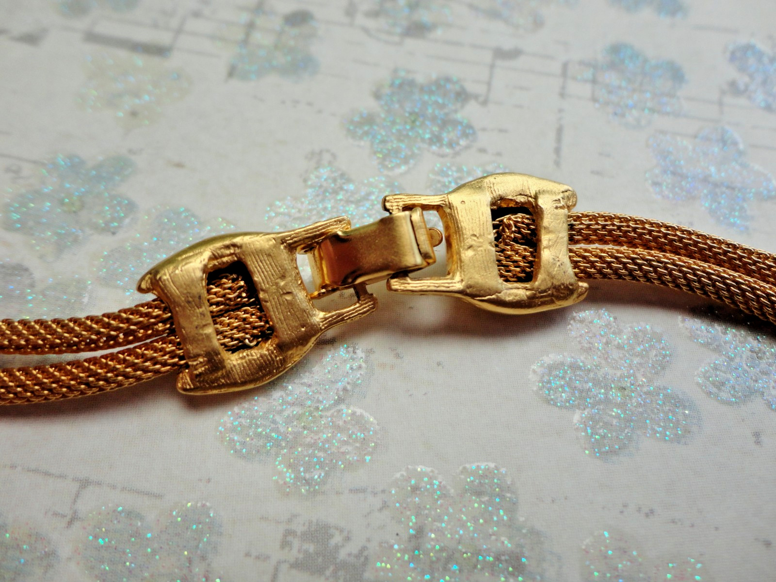 VTG ’80S ESTATE MINIMALIST MOD YELLOW GOLDTONE DOUBLE MESH TUBE CHAIN NECKLACE