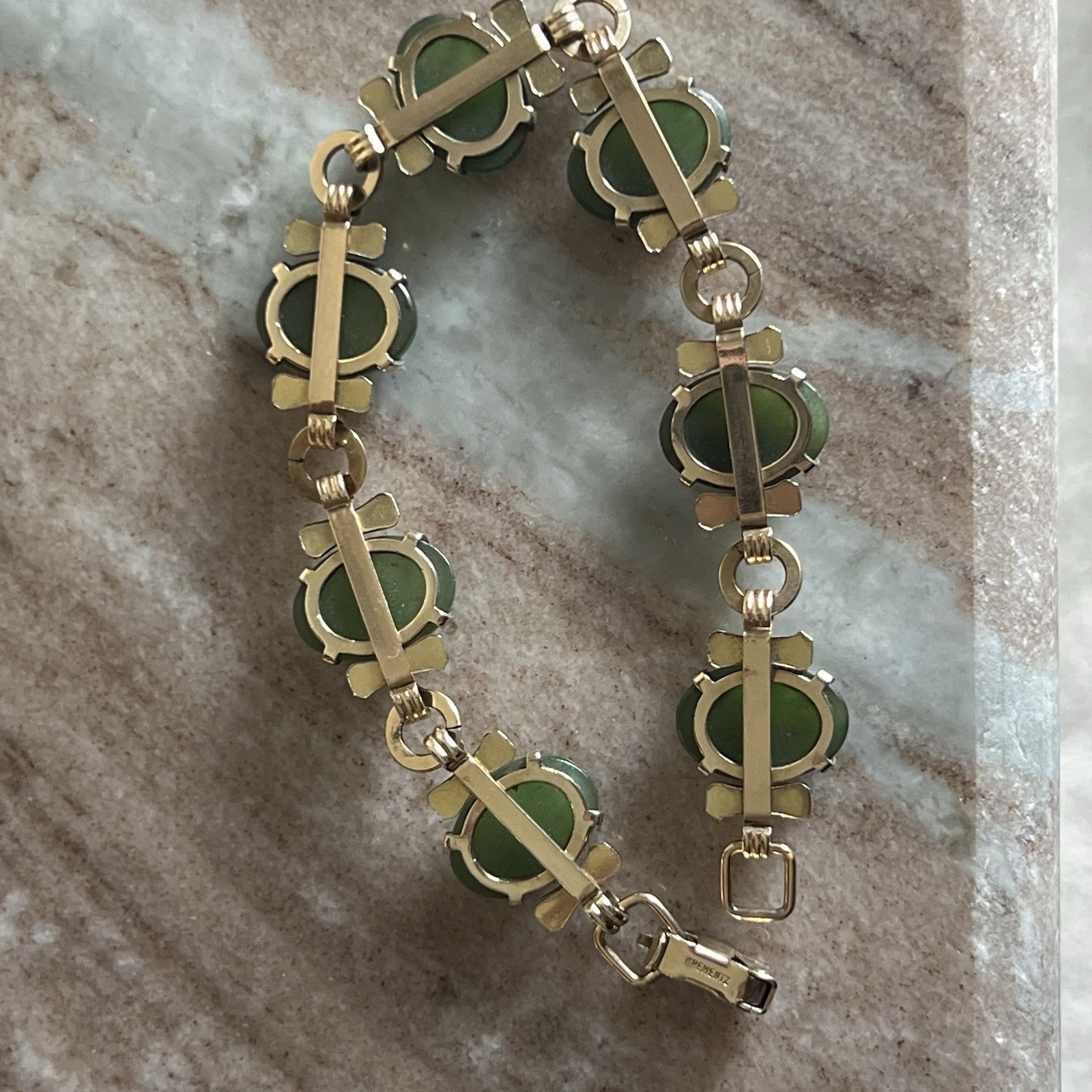 Vintage Rare Kremetz Jade Agate Scarab Gold Tone Bracelet
