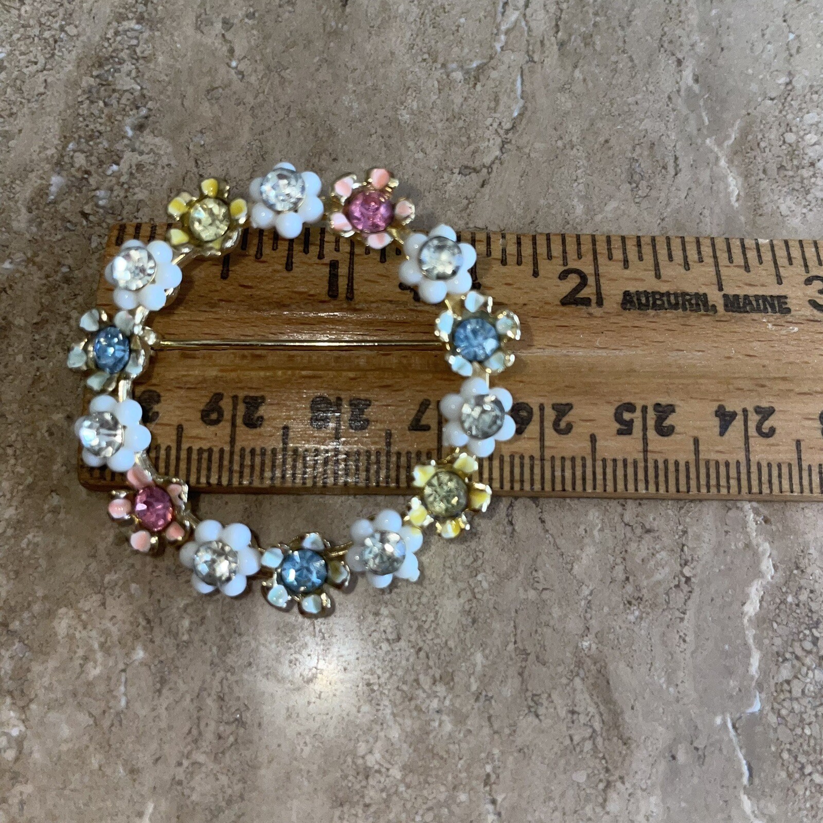 Vintage Unsigned Floral Brooch/Pin with Crystal Rhinestones 1 1/2” Round