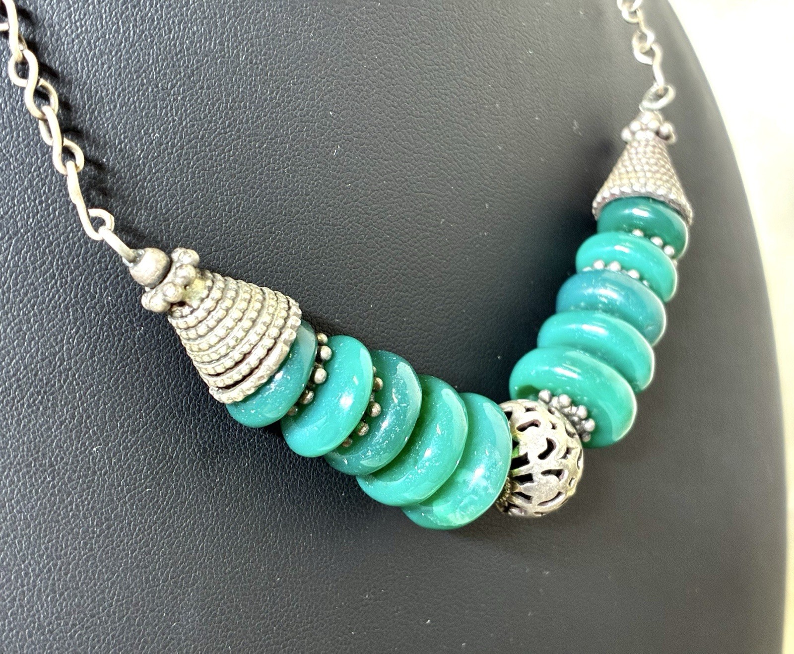 Vintage Moroccan Berber Style Sterling Silver Green Agate Bead Necklace 52g