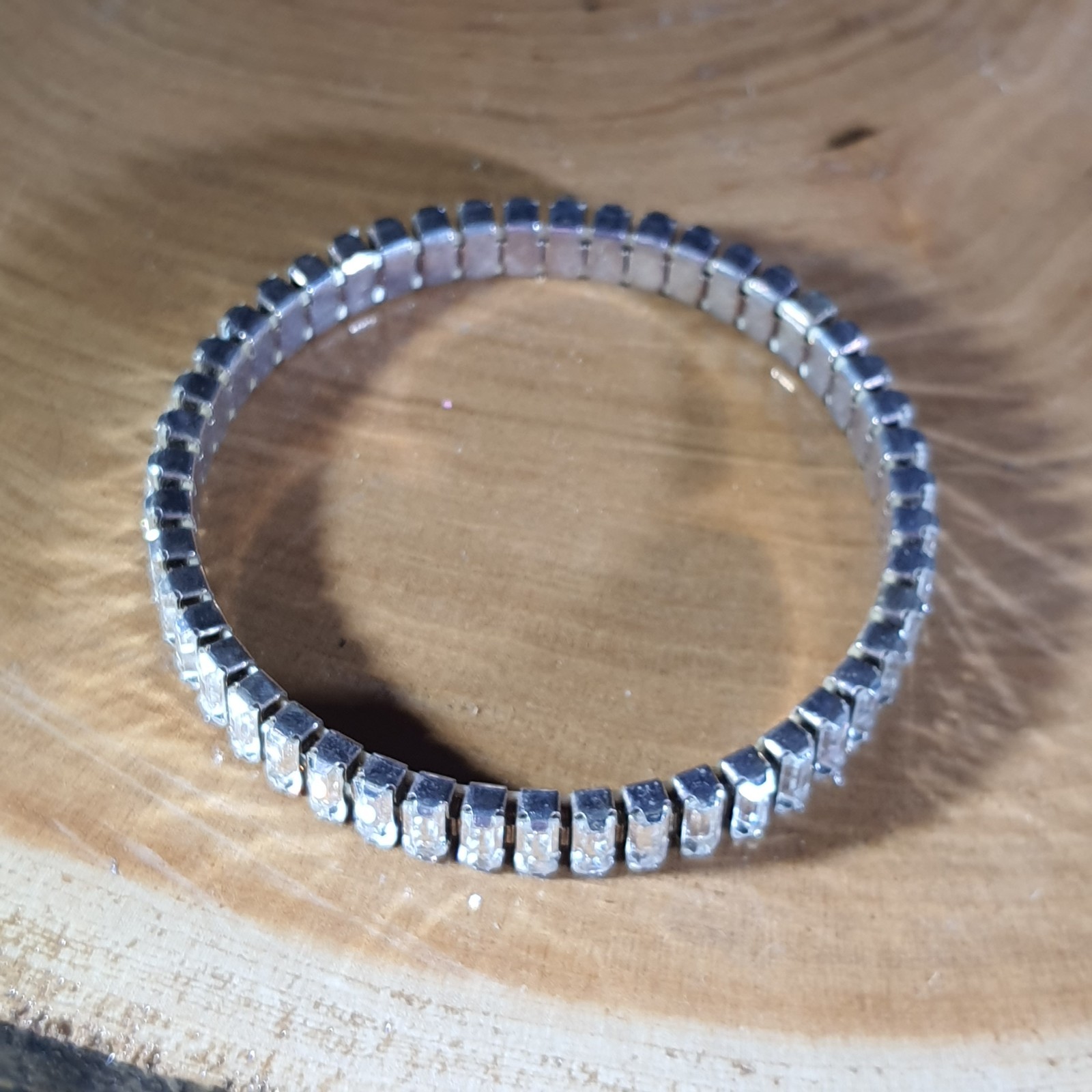Vintage Beauftiful Glamorous Rhinestone & Silver Tone Expanding Adult Bracelet