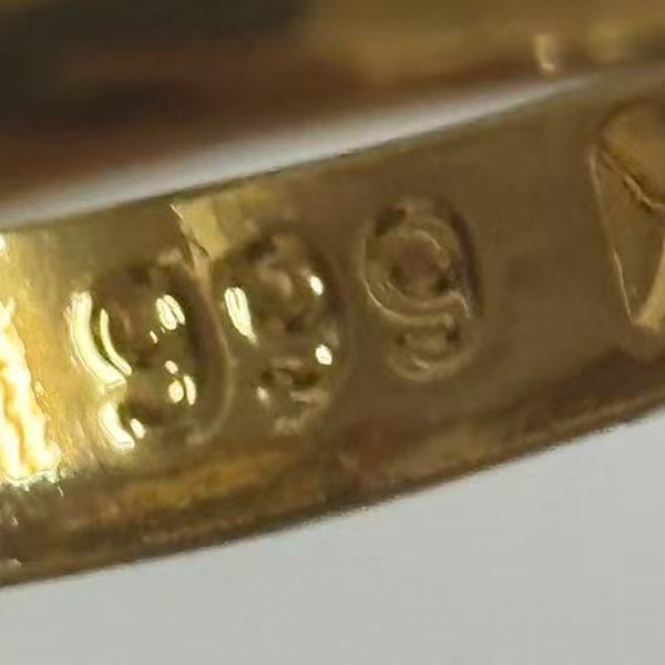 VTG Gold-plated (NOT SURE) Gold-tone Ring Band marked ‘999’, Size 9 adjustable