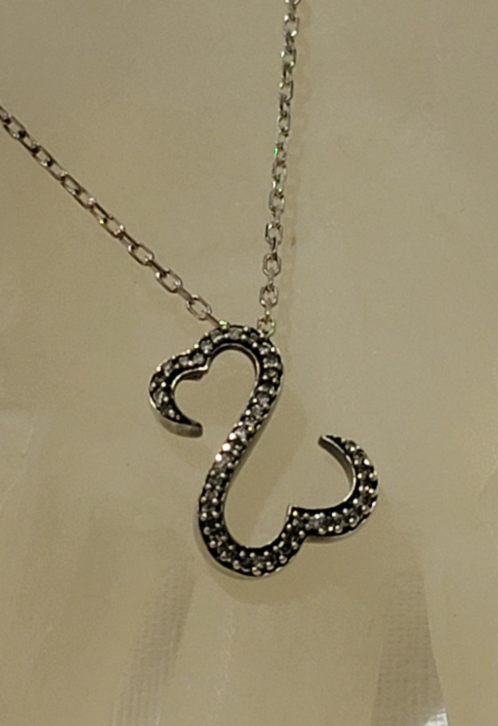 VTG 925 SWIRL DOUBLE HEART PENDENT CLEAR STONES W/925 ADJUSTIBLE CHAIN NECKLACE