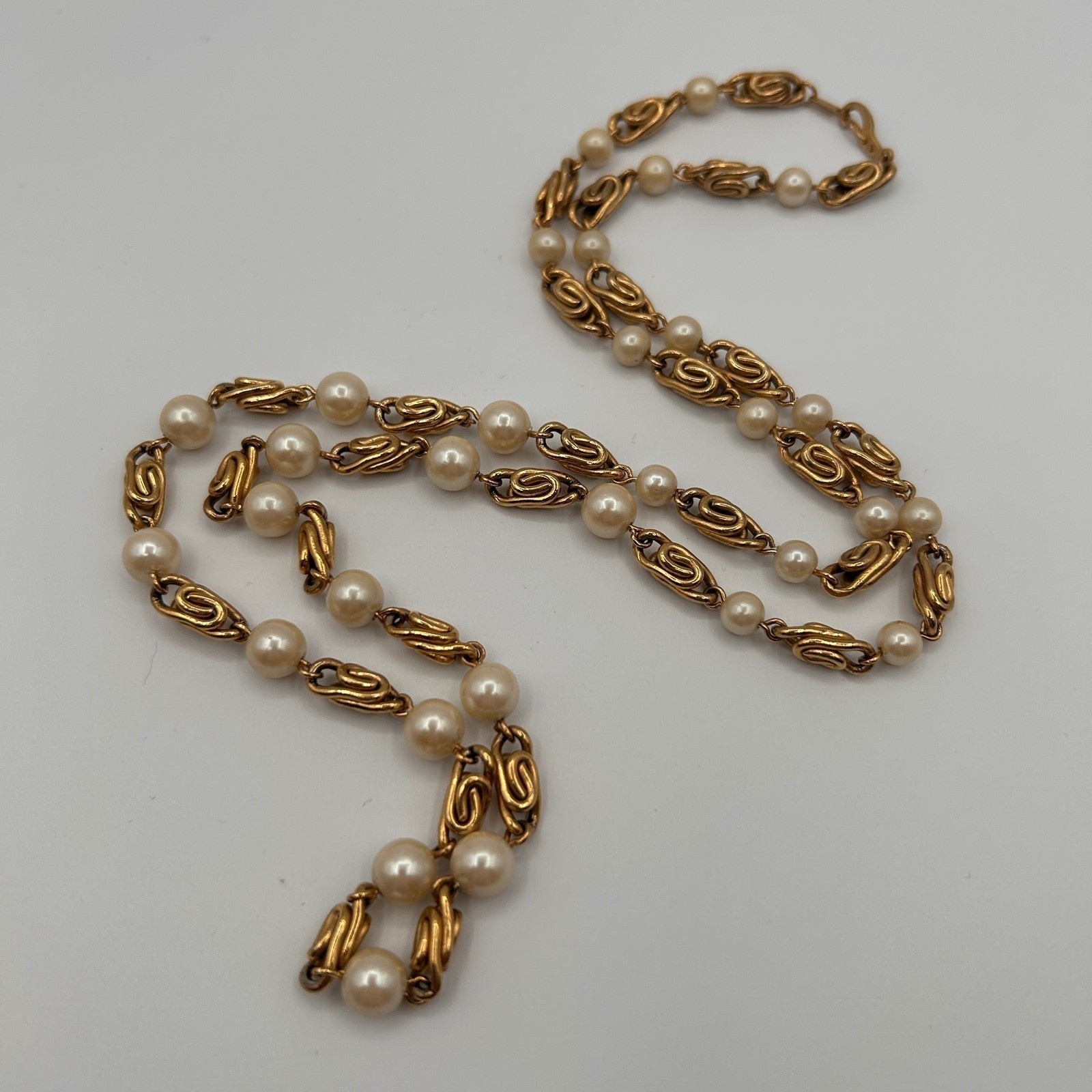 Vintage Gold Tone Faux Pearl Station Necklace Scroll Link Single Strand 29″