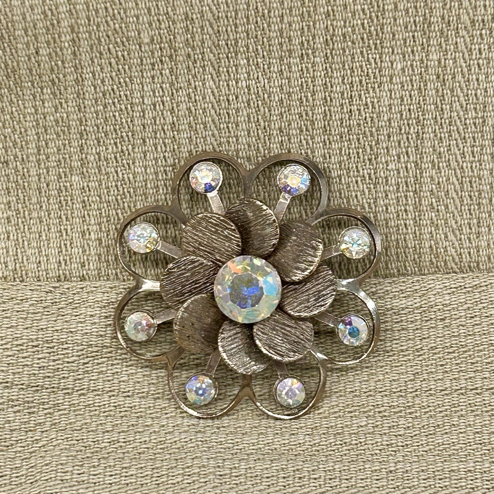 Lot of 9 Assorted Vintage Brooches