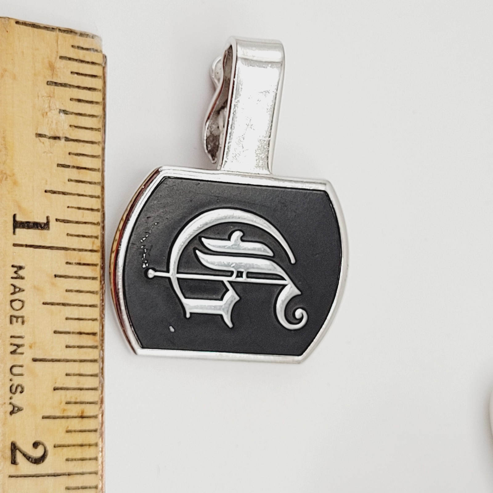 G Letter Old English Script Silver Tone Black Enamel SWANK Tie Clip Clasp