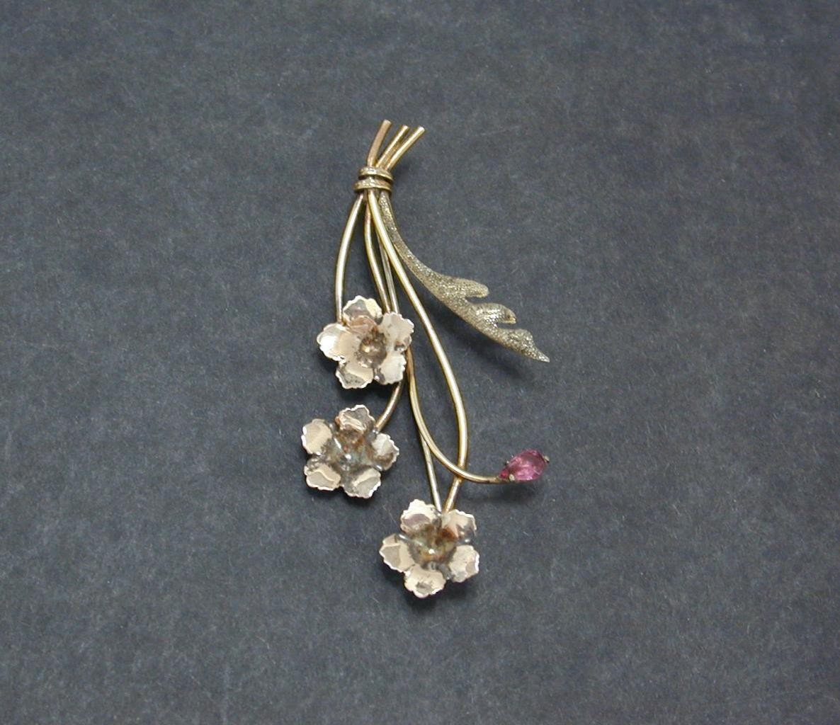 Vintage AMCO 1/20 10K Gold Filled Amethyst? Flower Bouquet Brooch Pin GF Floral