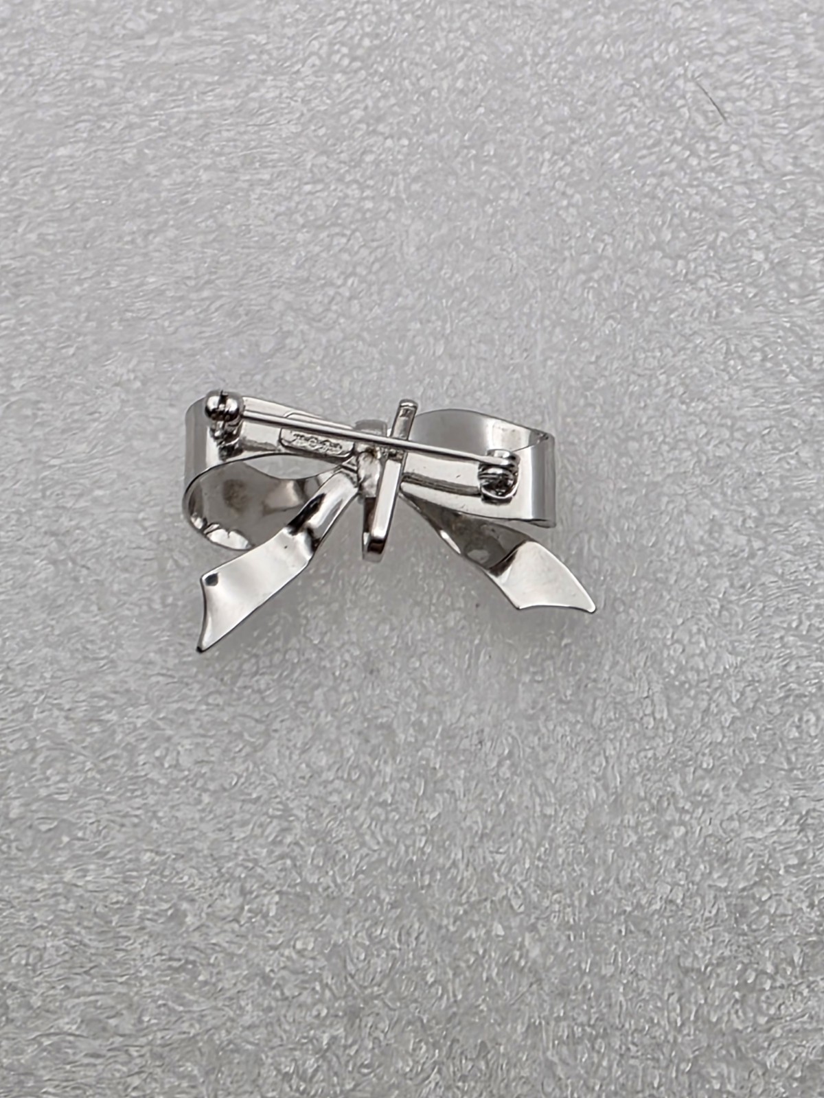 Carl Art Inc Sterling Silver Ribbon Bow Brooch/Pin Charm Holder