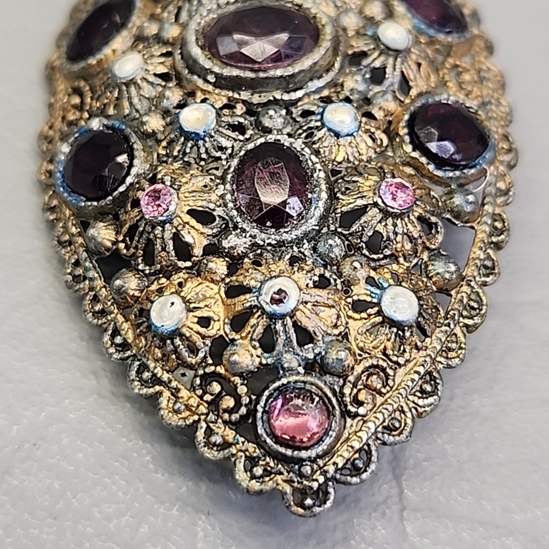 Vintage New England Glassworks Brooch Purple Rhinestones Needs Repair 3″
