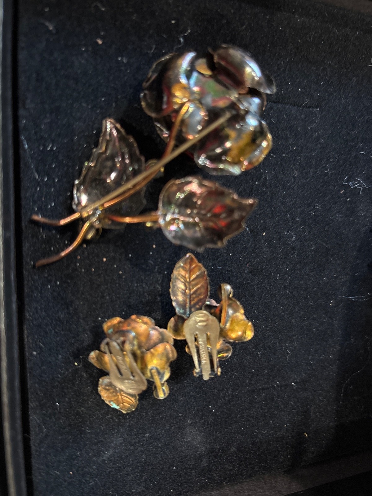 Vtg Austria Brooch Earrings Green Crystals Rhinestones Copper leaves