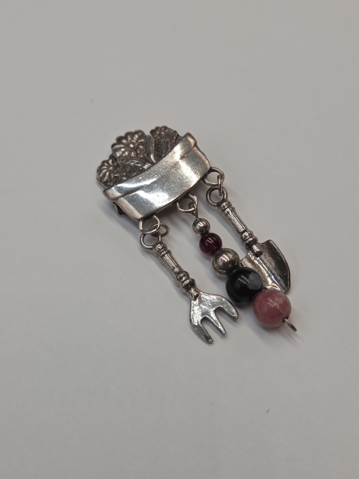 Vintage Sterling Flowerpot Gardening Planter Brooch Pin