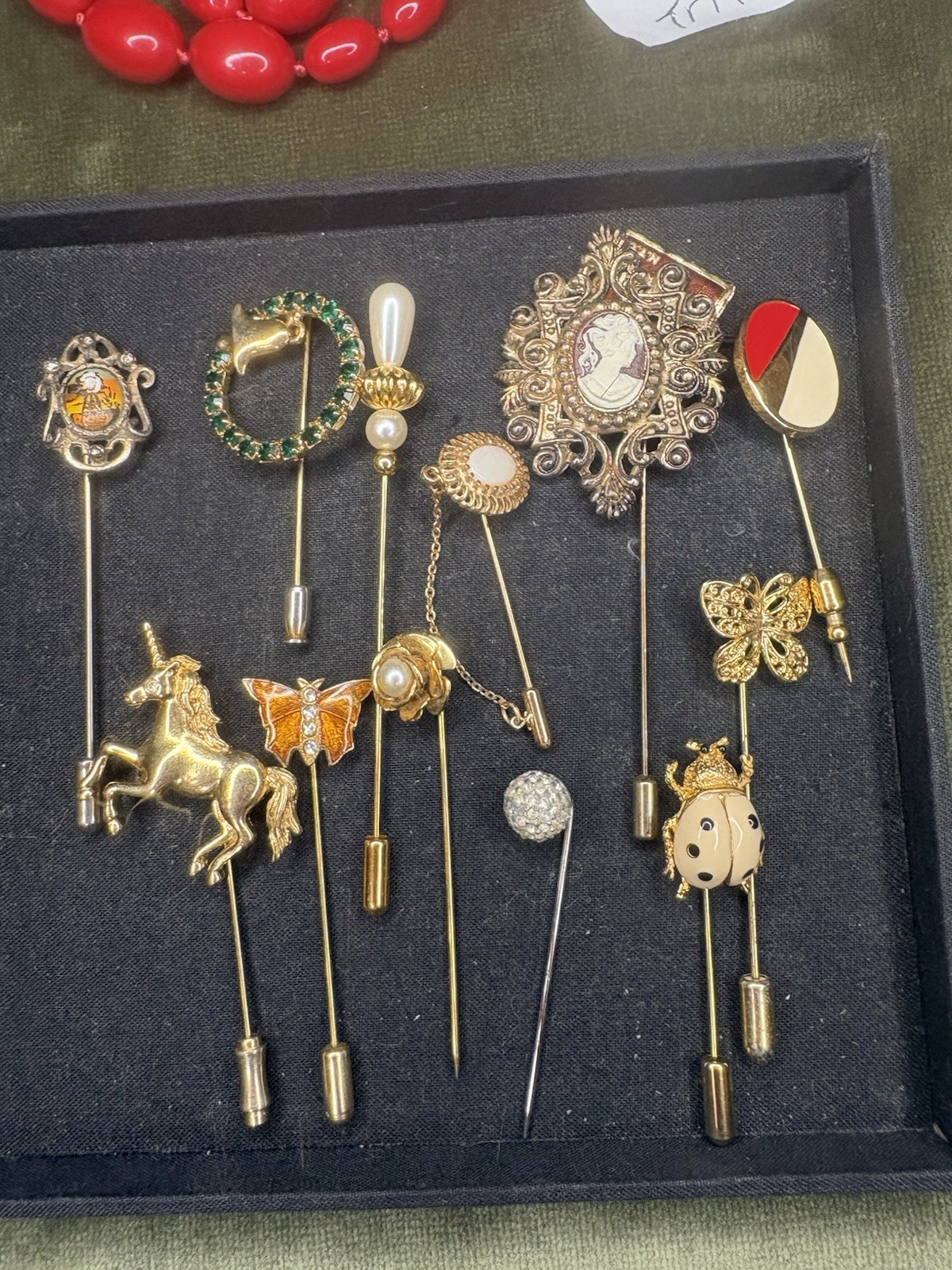 Large Lot Vintage Jewlery Over 180 Items 70+ signed Peices Monet Trifari Etc