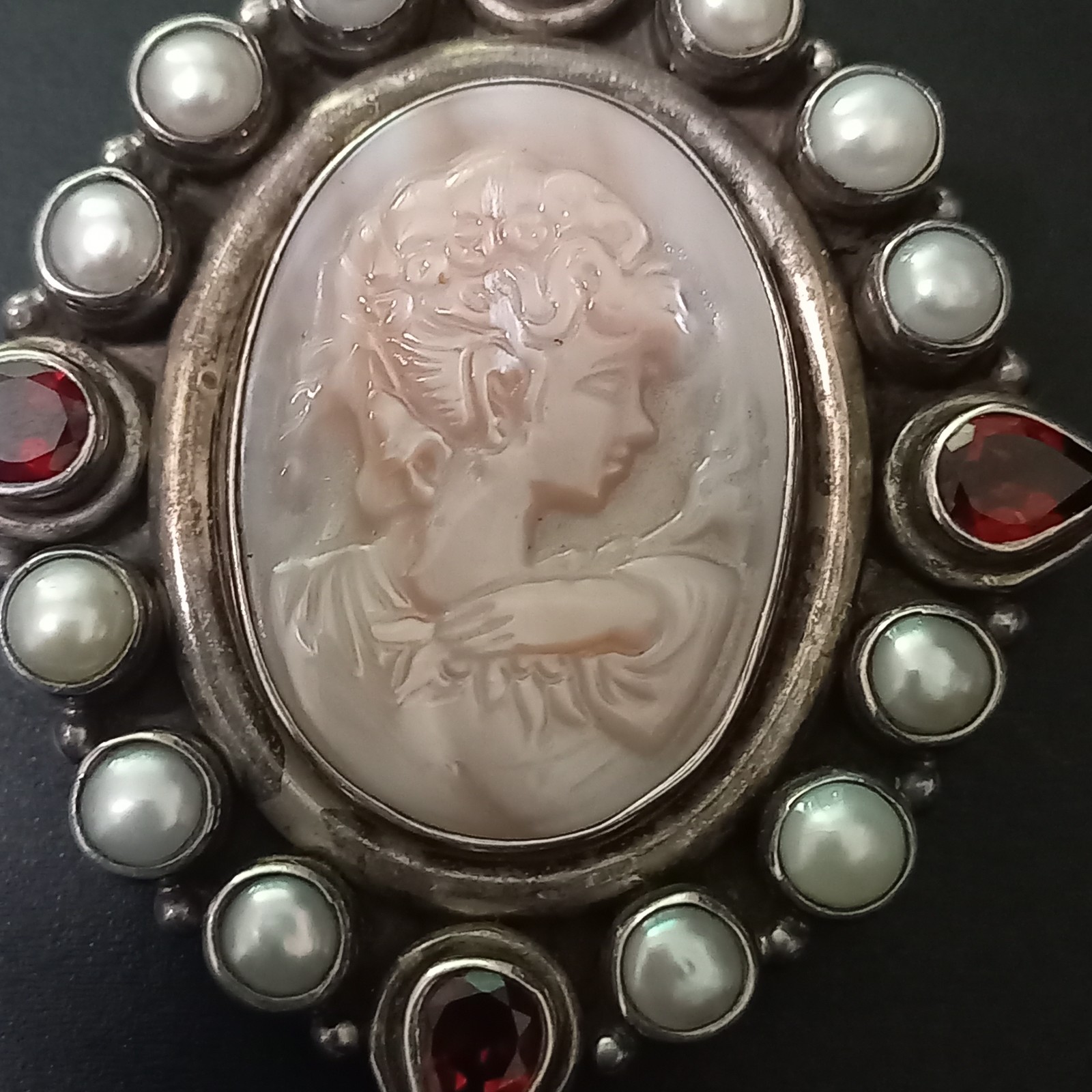 Vintage Sterling Silver Shell Cameo Brooch Pendant Natural Garnet Cultured Pearl