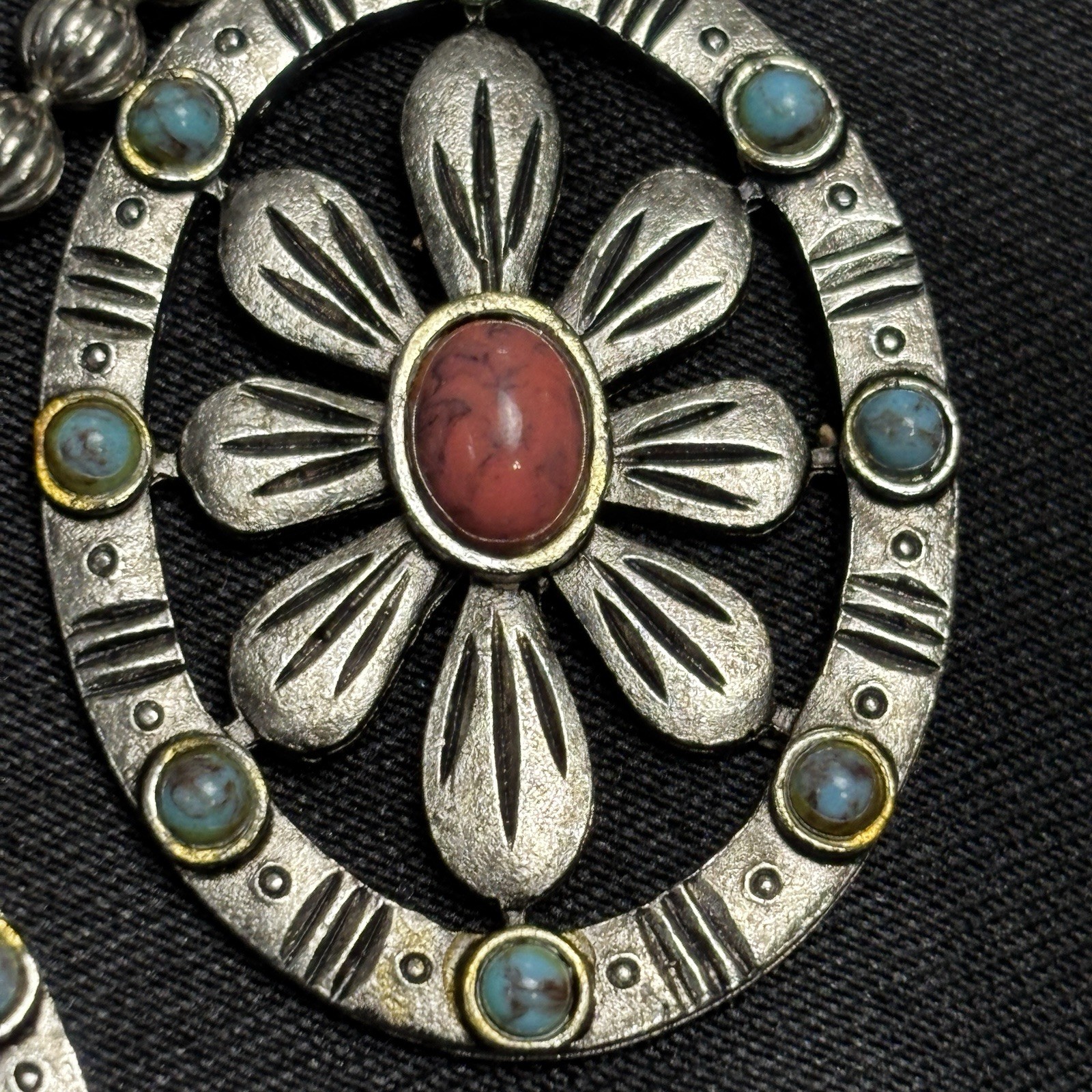 Vintage Necklace Native Southwestern Western Style Daisy Flowers