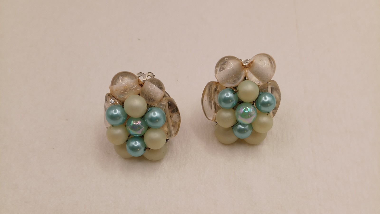 VNTG Japan Shades Of Blue Beaded 3strand Necklace And Matching Clip Earrings