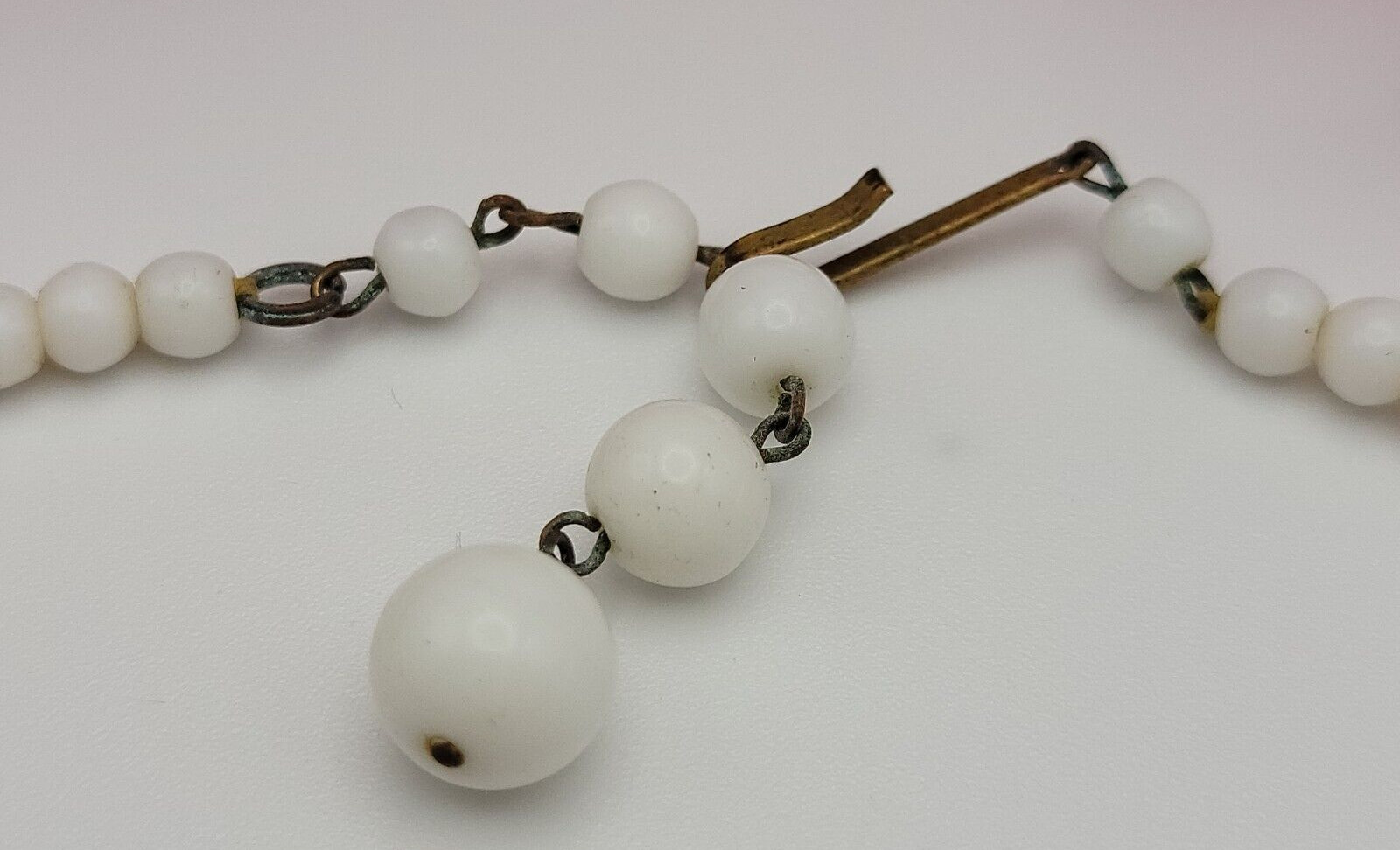 Vintage White Milk Glass Spike Beaded Tribal Choker Necklace 16.5 In Hook Clasp