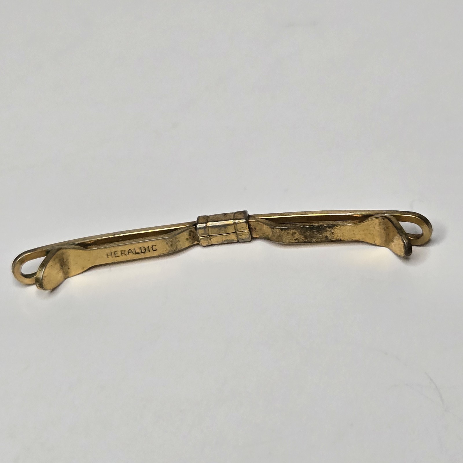 Vintage Heraldic Gold Tone Collar Bar Pin Tension Clip – Mid Century Traditional