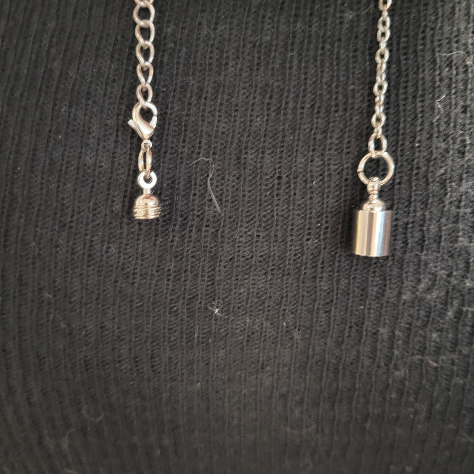 Mama Bear and Cubs Silver Tone Bar Pendant Necklace Magnetic and Lobster Closure