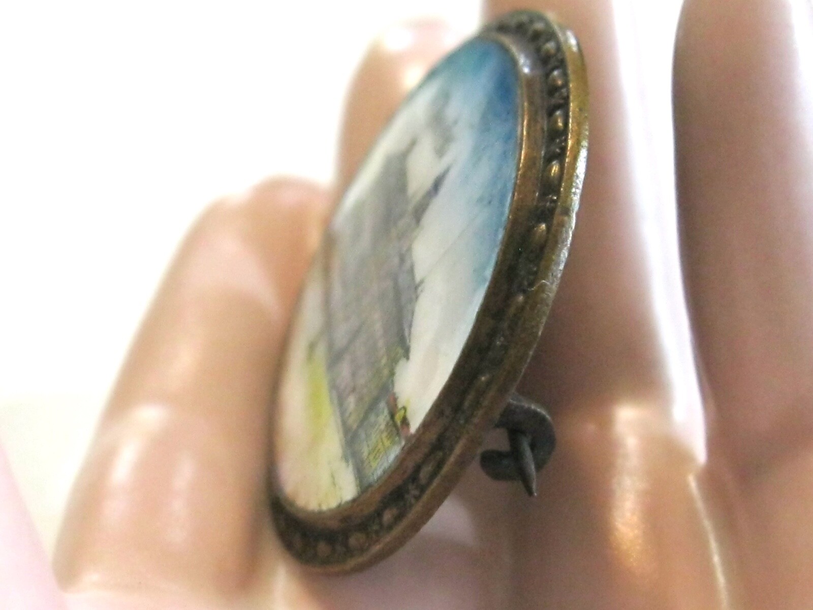 FINE ANTIQUE ANVERS BELGIQUE – ANTWERP BELGIUM SOUVENIR ENAMEL BRASS PIN BROOCH